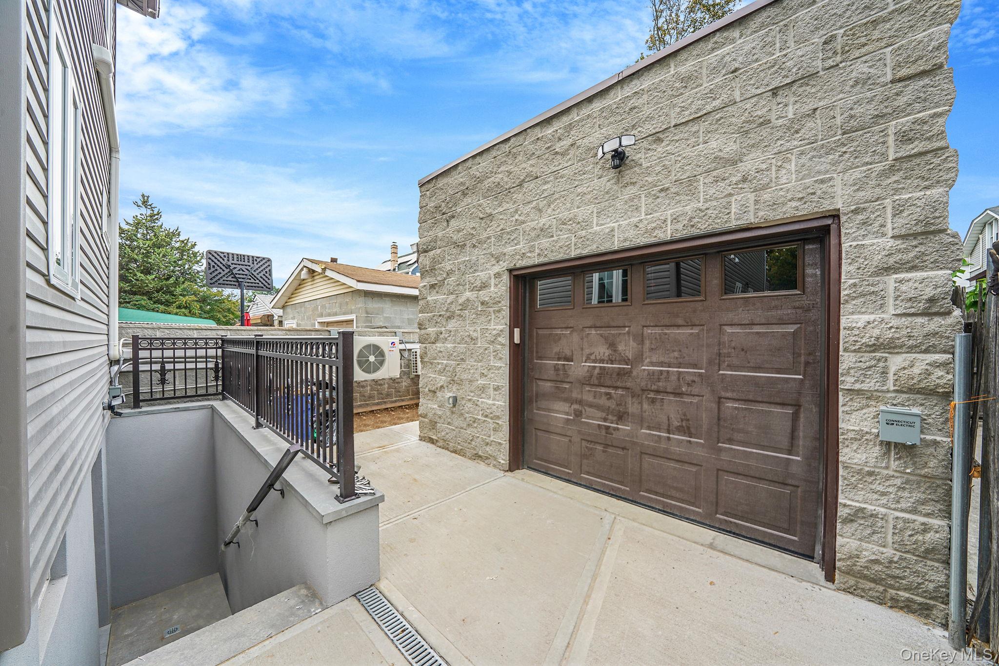 #20 photo, 139-11 Linden Boulevard, Jamaica , NY 11436