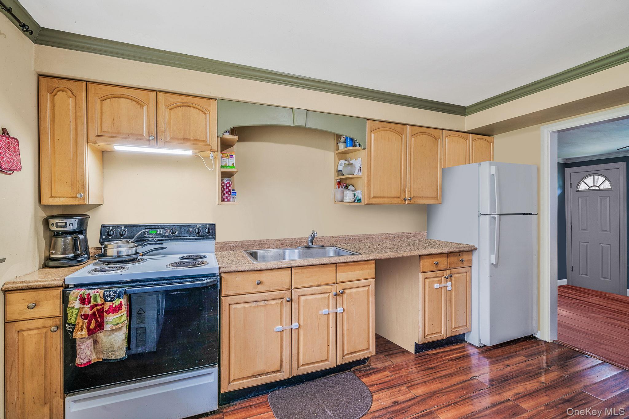 #11 photo, 20 Kirby Lane, सफ़ोक काउंटी Lake Ronkonkoma , NY 11779