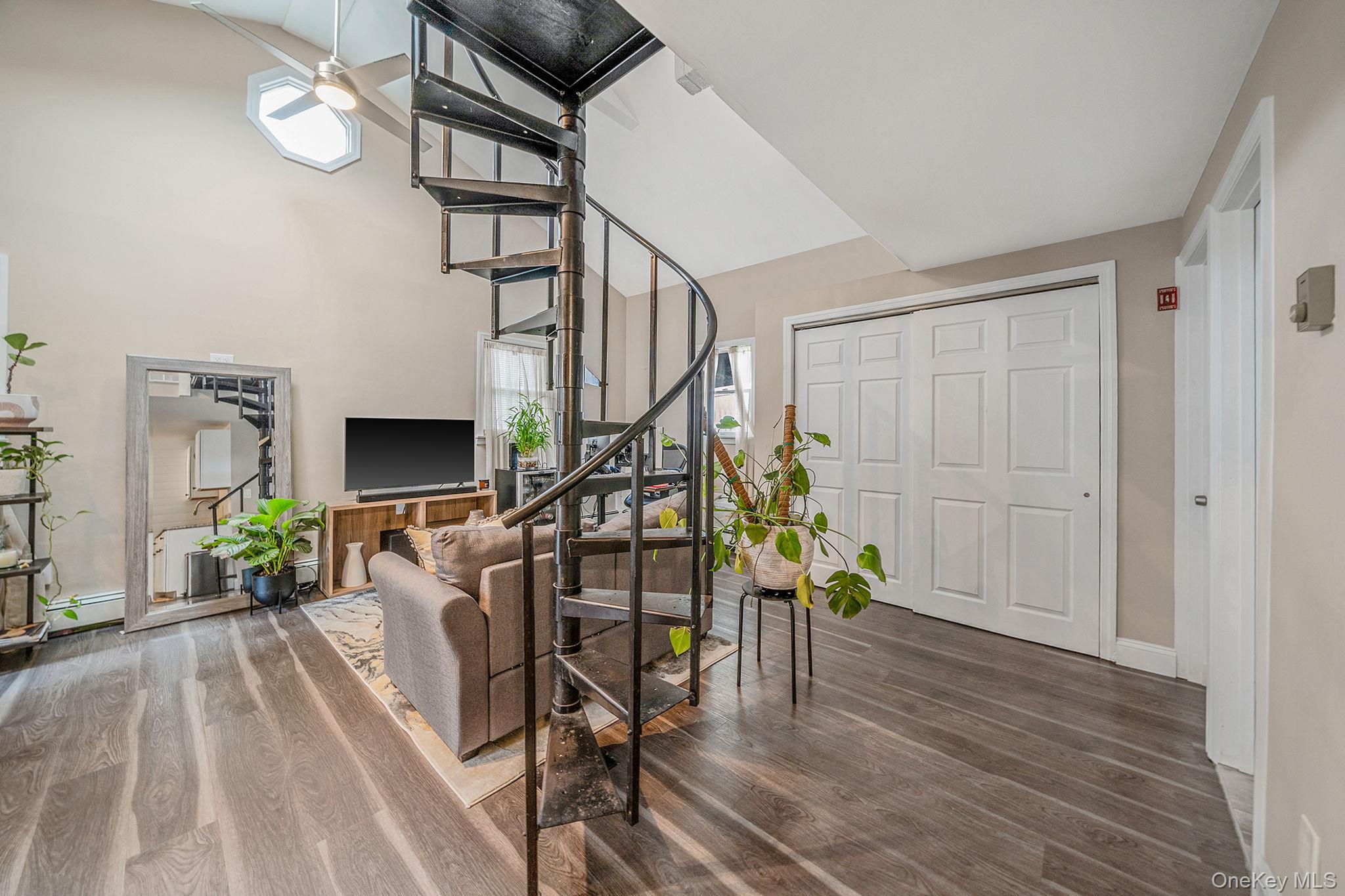 #7 photo, 20 Kirby Lane, सफ़ोक काउंटी Lake Ronkonkoma , NY 11779