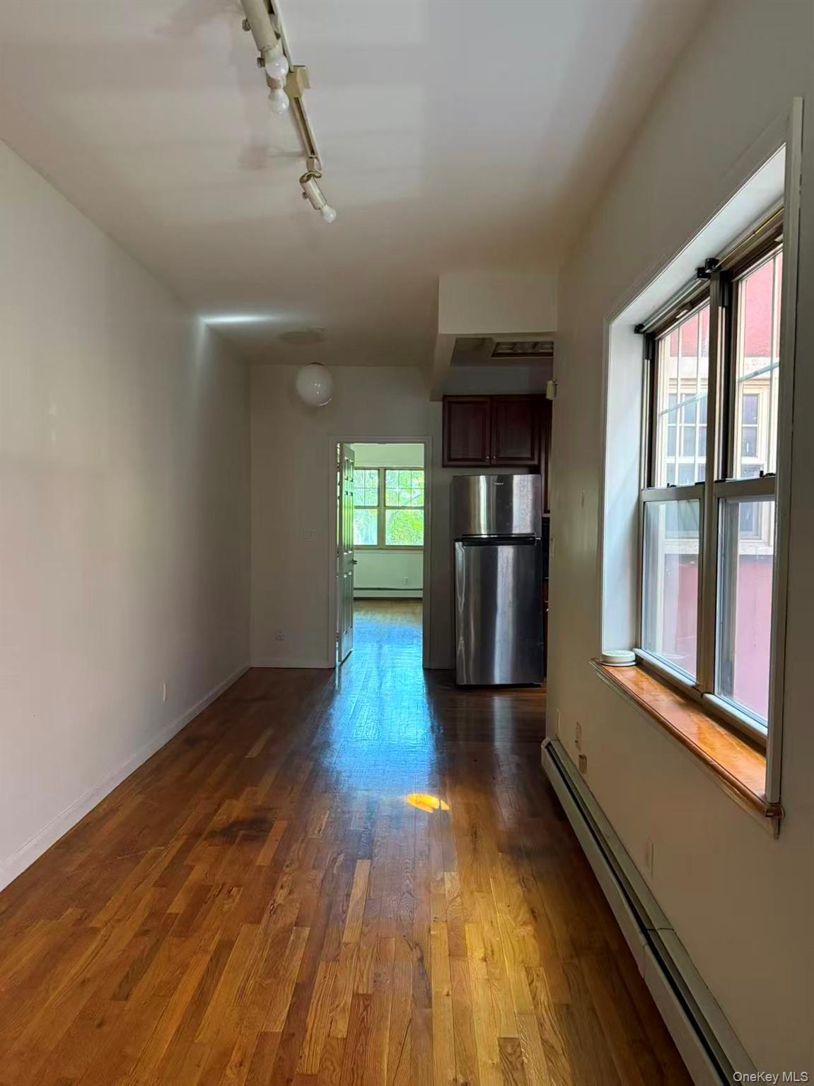 #13 photo, 1624 Summerfield Street, クイーンズ区 Ridgewood , NY 11385