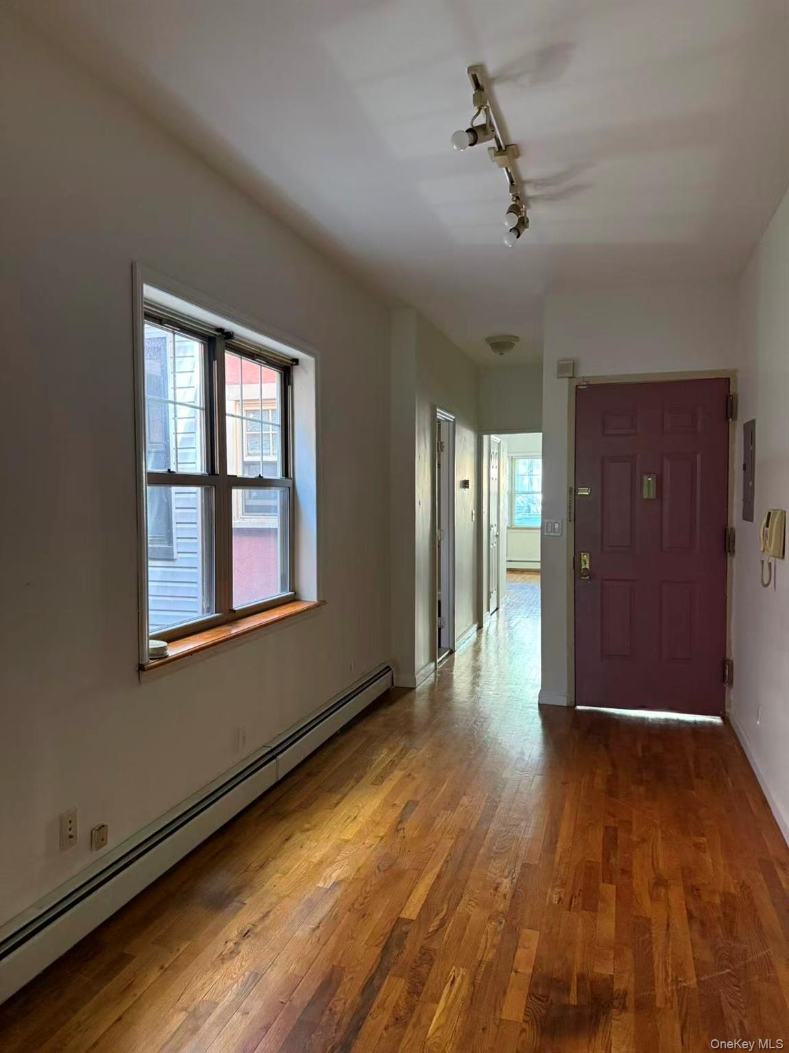 #16 photo, 1624 Summerfield Street, クイーンズ区 Ridgewood , NY 11385