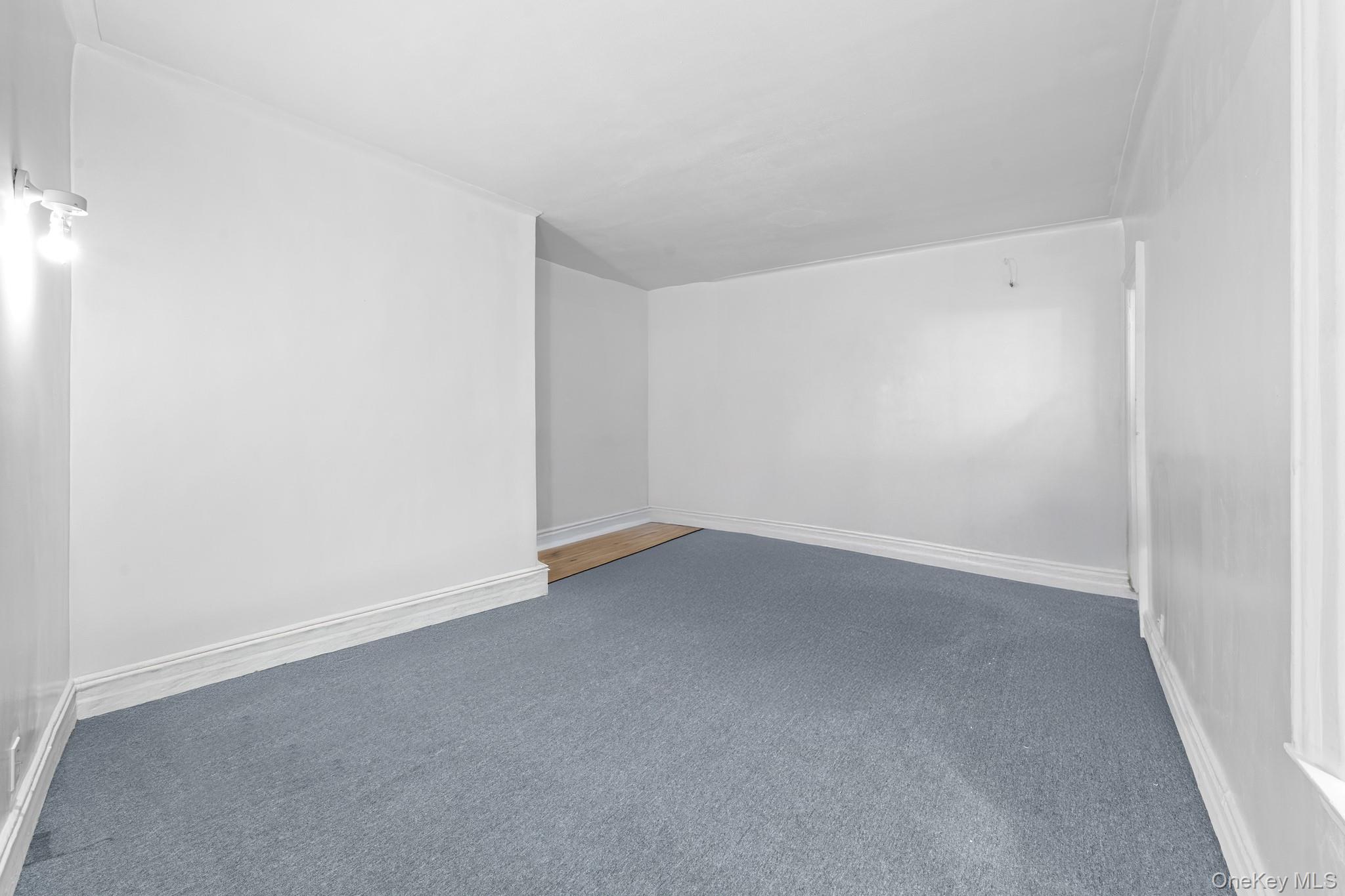 #4 photo, 941 Jerome Avenue, Bronx , NY 10452