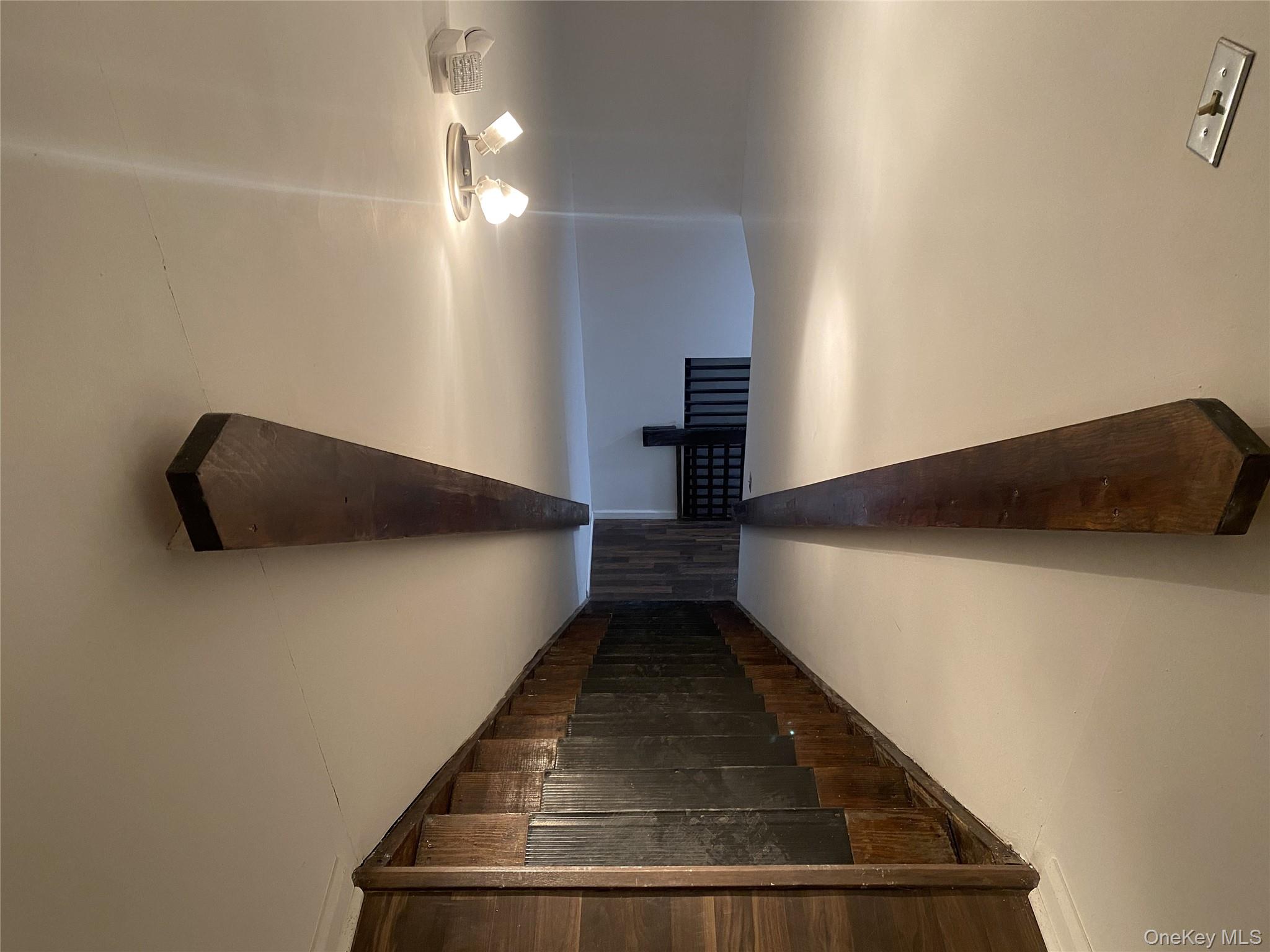 #7 photo, 301 Route 17, Hillburn , NY 10931