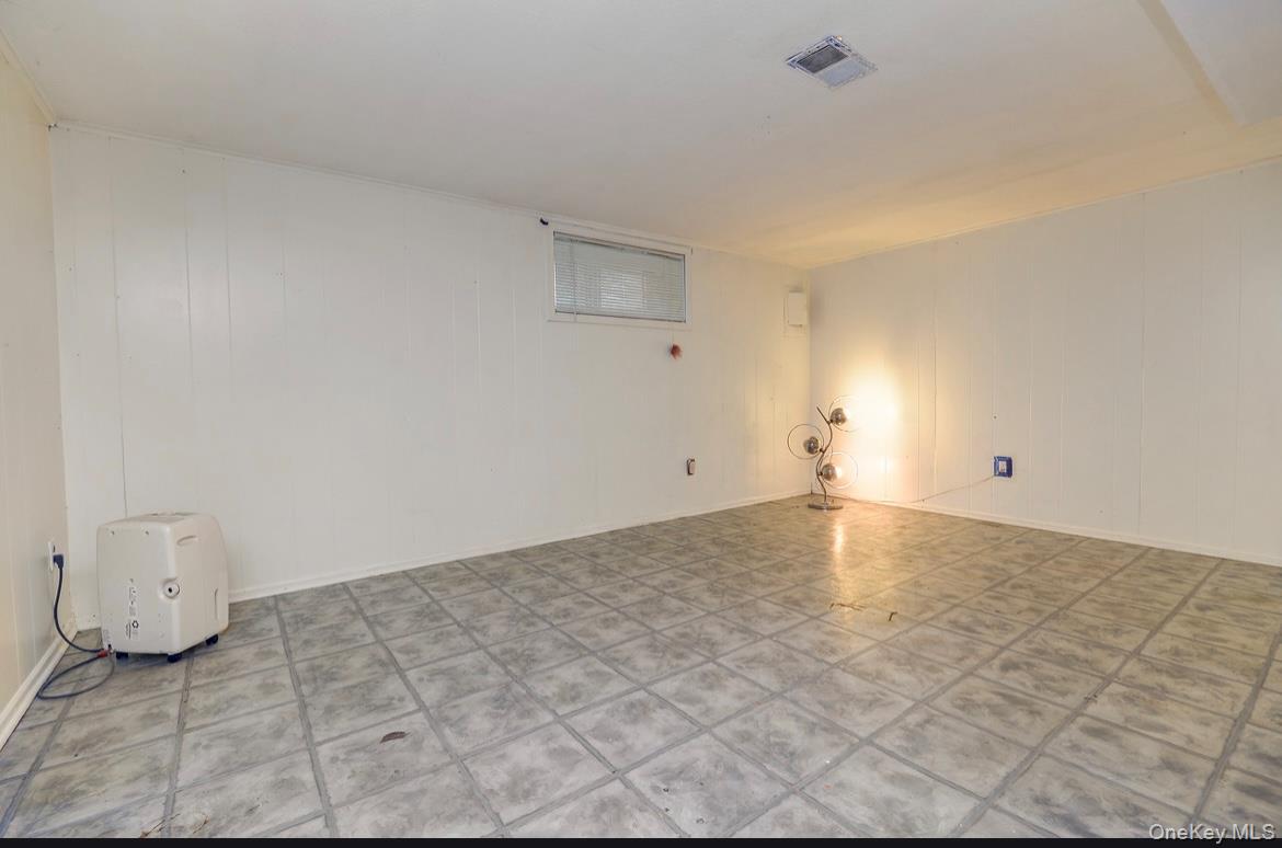 #11 photo, 28 Alan Road, Spring Valley , NY 10977