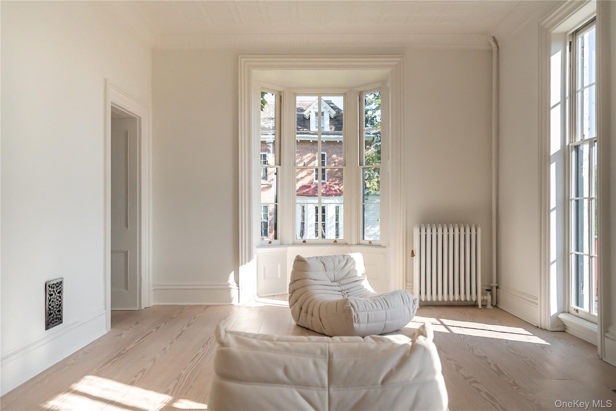 #11 photo, 208 Montgomery Street, Newburgh , NY 12550