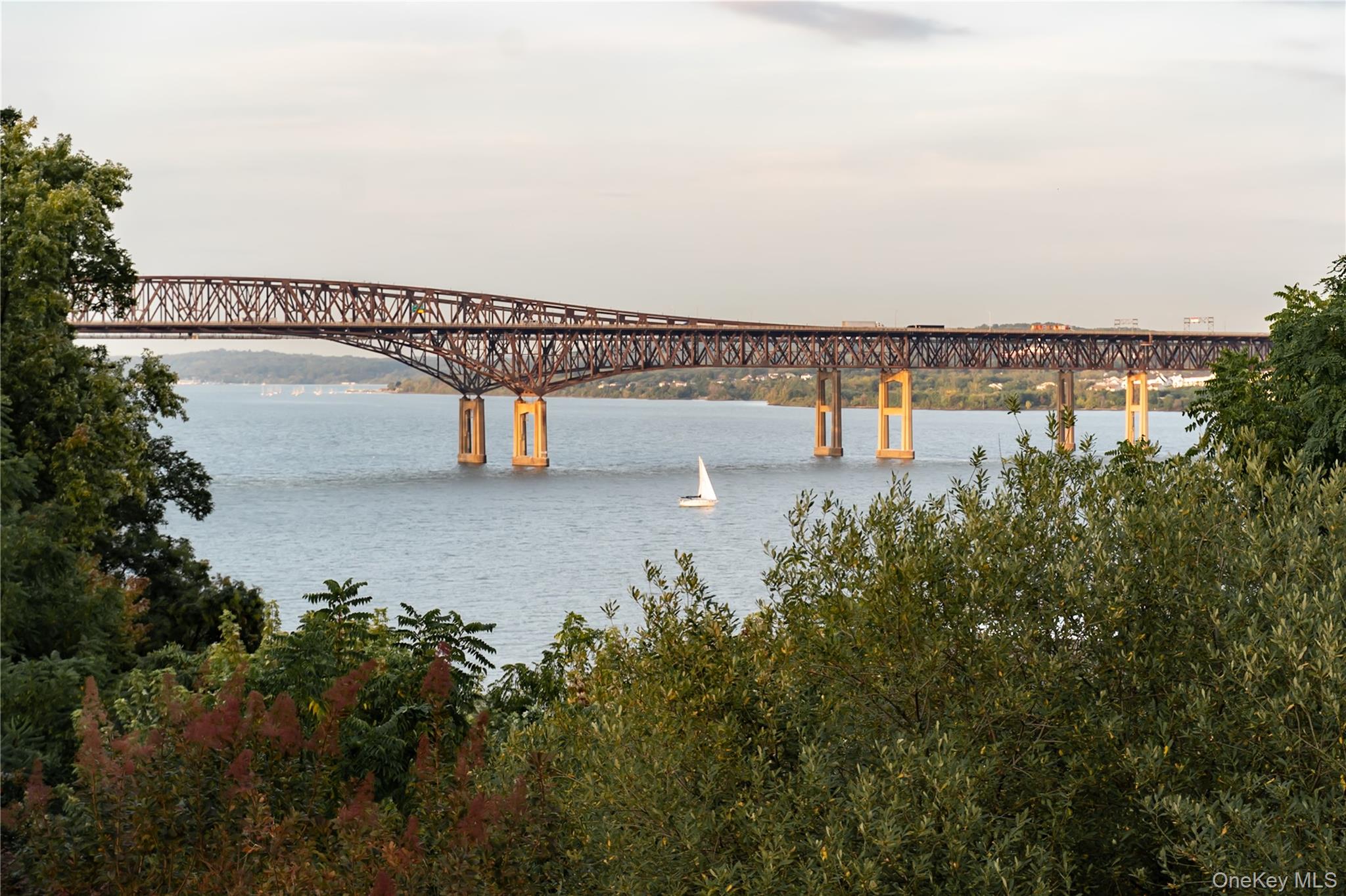 #2 photo, 208 Montgomery Street, Newburgh , NY 12550