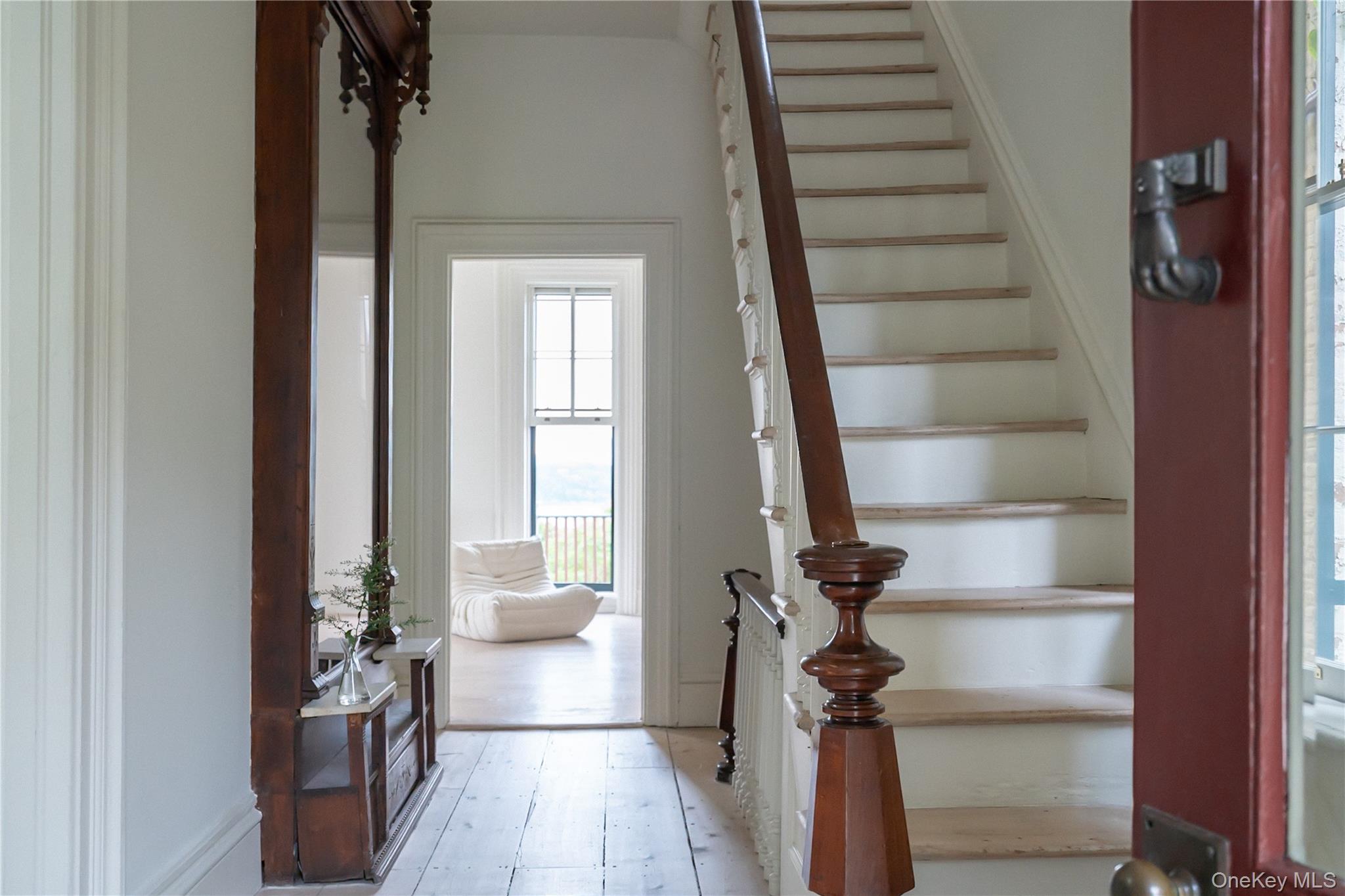 #7 photo, 208 Montgomery Street, Newburgh , NY 12550