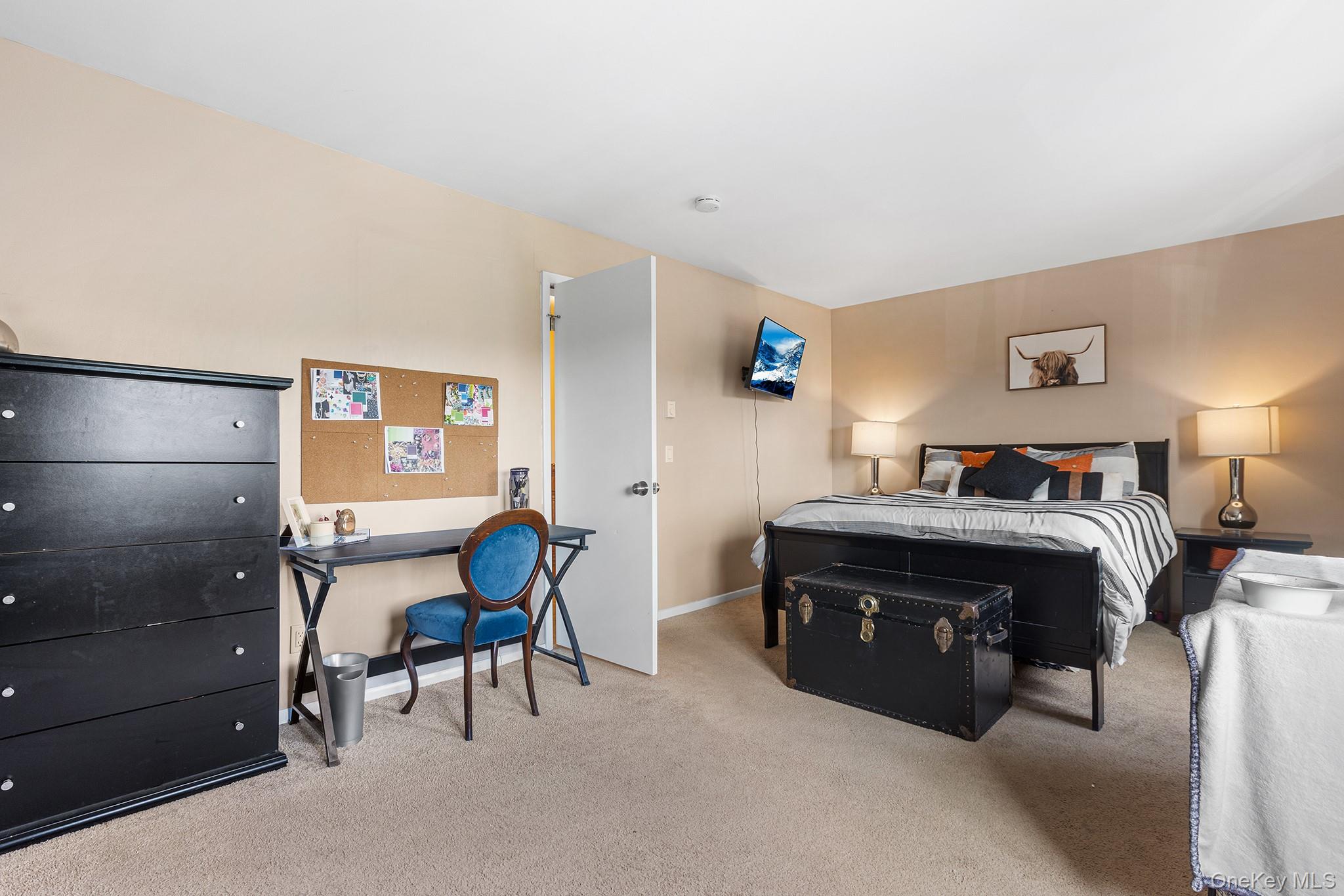 #10 photo, 6807 Chelsea Cove, Hopewell Junction , NY 12533