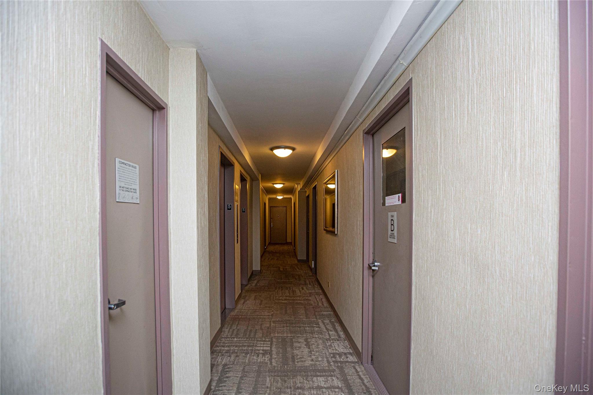 #11 photo, 330 East 49th Street, 曼哈顿 中城东区 New York (Manhattan) , NY 10017