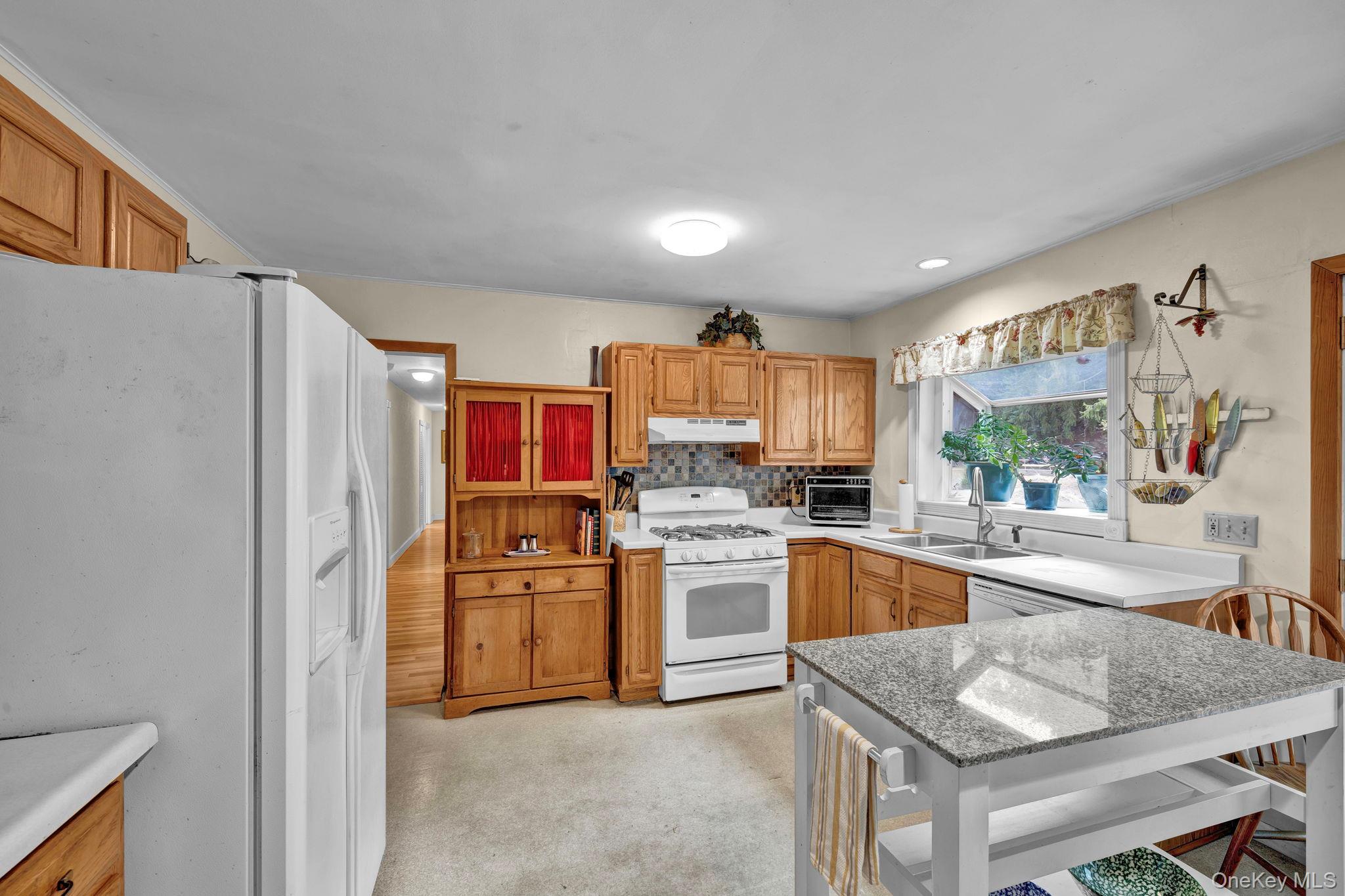 #16 photo, 352 Old Route 22, Wassaic , NY 12592