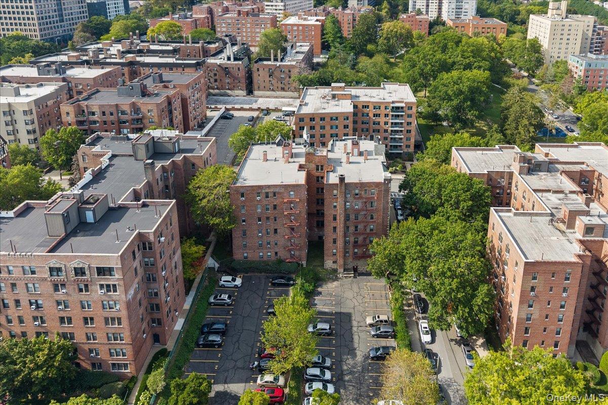 #20 photo, 312 Main Street, White Plains , NY 10601