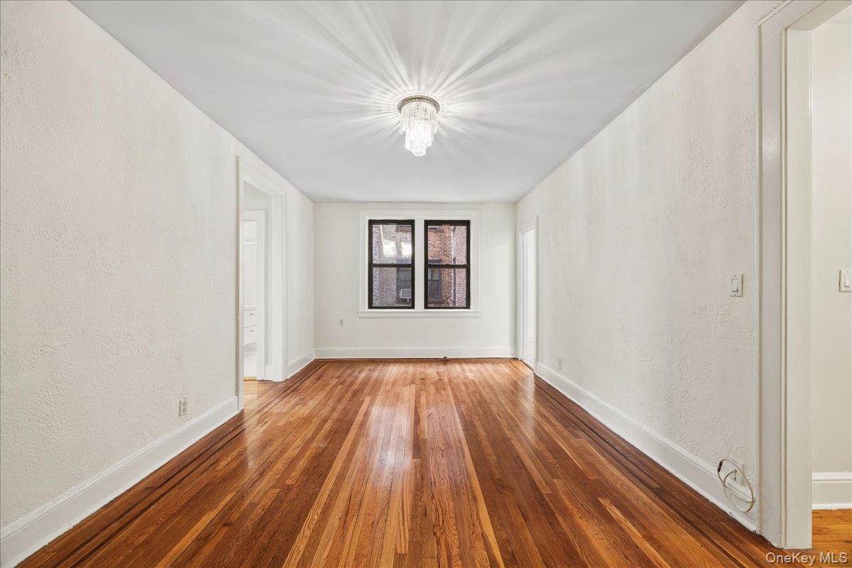 #5 photo, 312 Main Street, White Plains , NY 10601