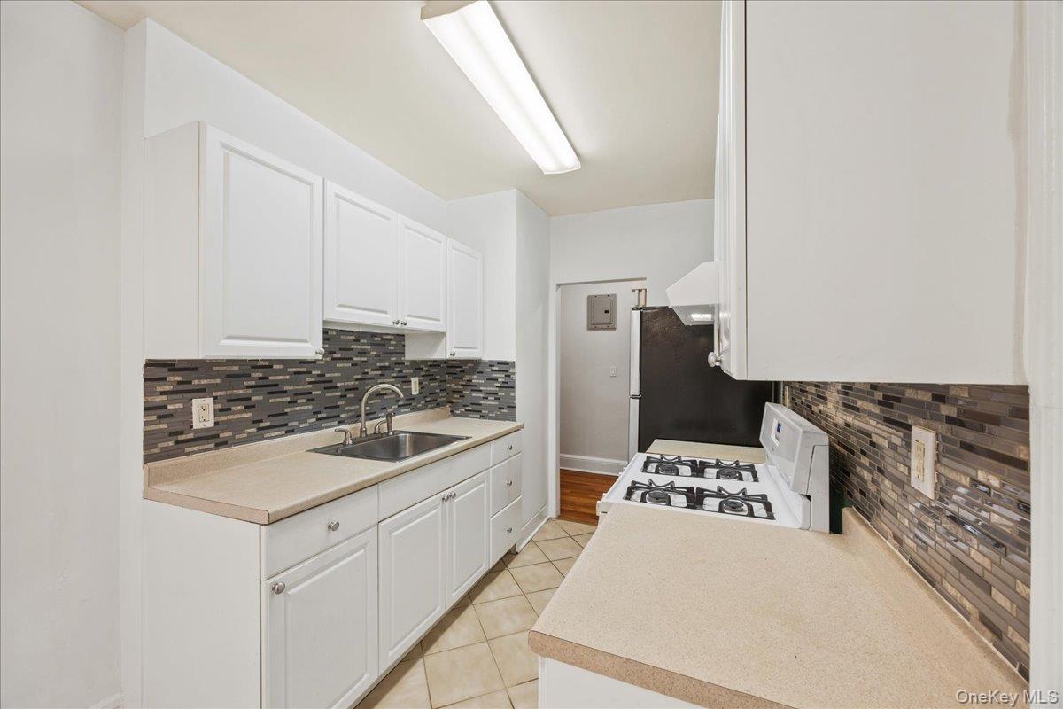 #8 photo, 312 Main Street, White Plains , NY 10601