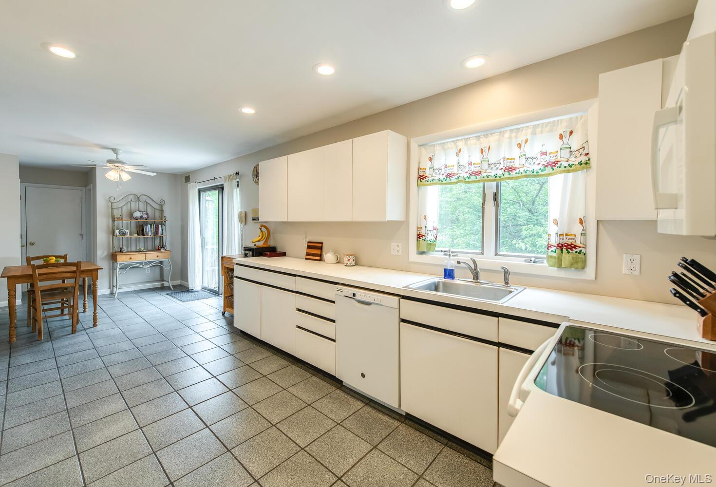 #17 photo, 3 Lisa Court, Patterson , NY 12563