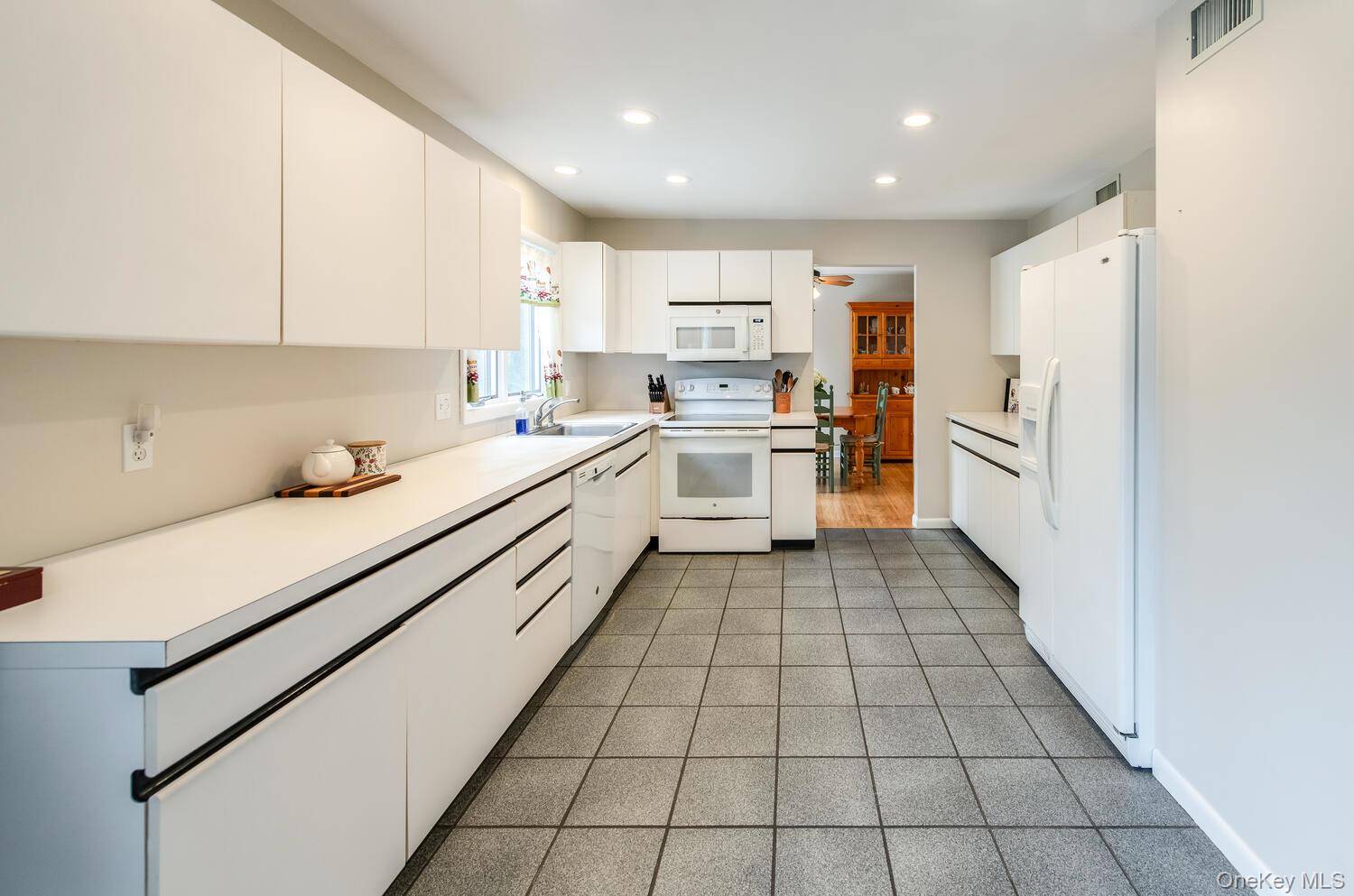 #18 photo, 3 Lisa Court, Patterson , NY 12563