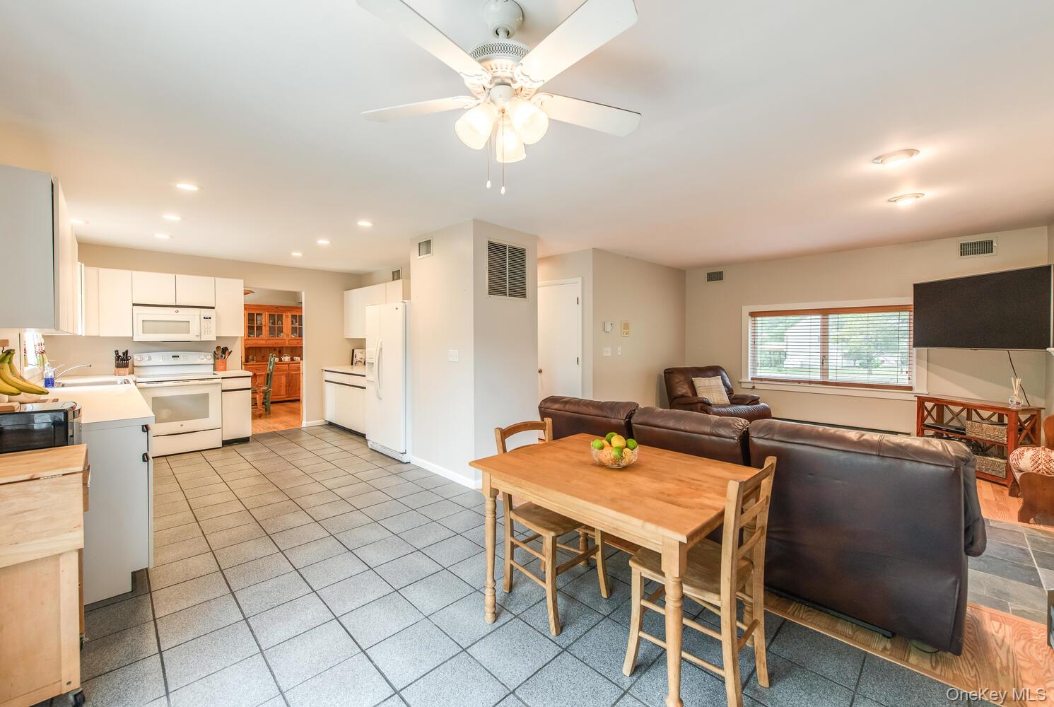 #20 photo, 3 Lisa Court, Patterson , NY 12563