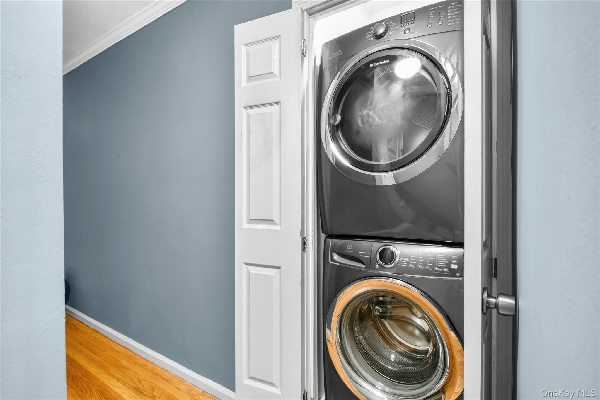 #14 photo, 315 Palmer Terrace, Mamaroneck , NY 10543