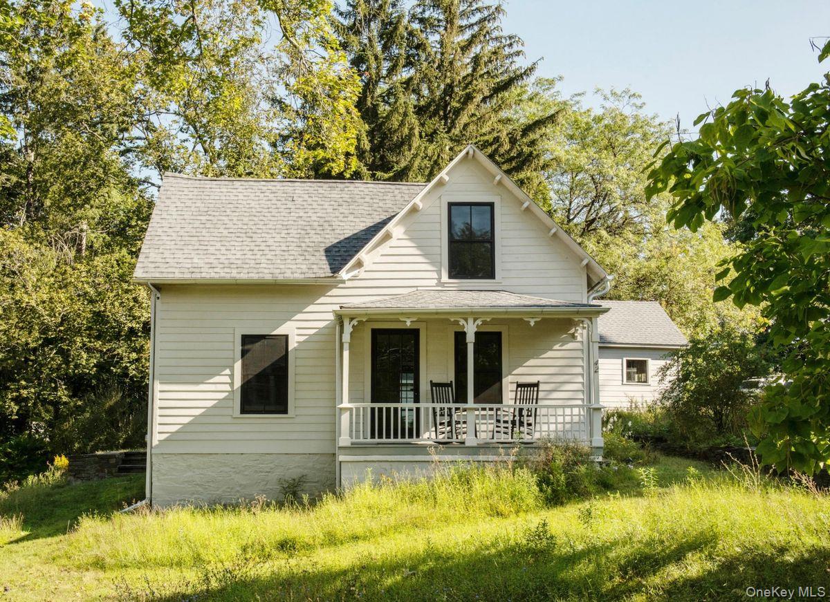 #1 photo, 42 Kelly Street, Rhinecliff , NY 12572