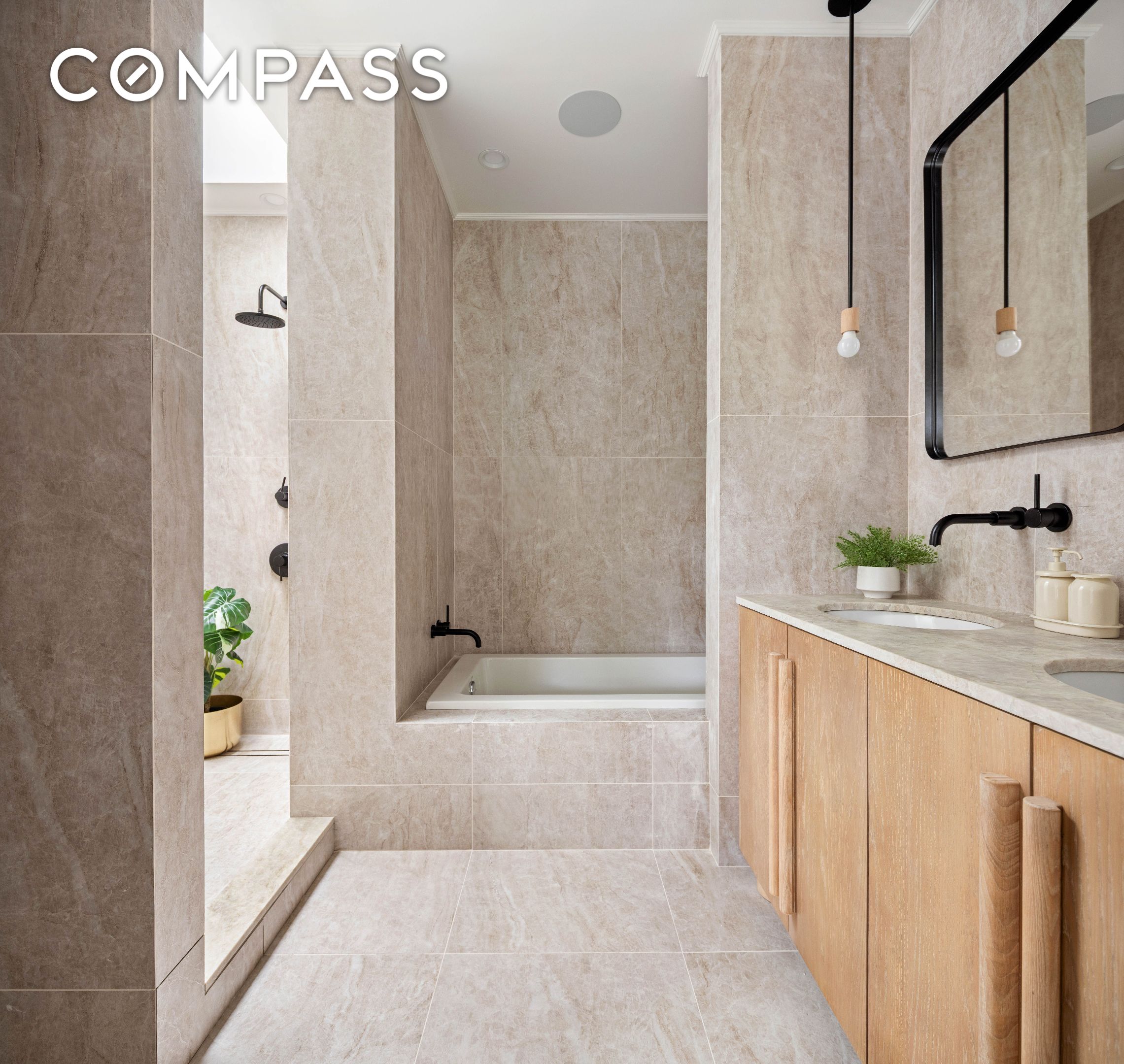 #10 photo, 640 Prospect Place, ブルックリン区 Crown Heights , NY 11216