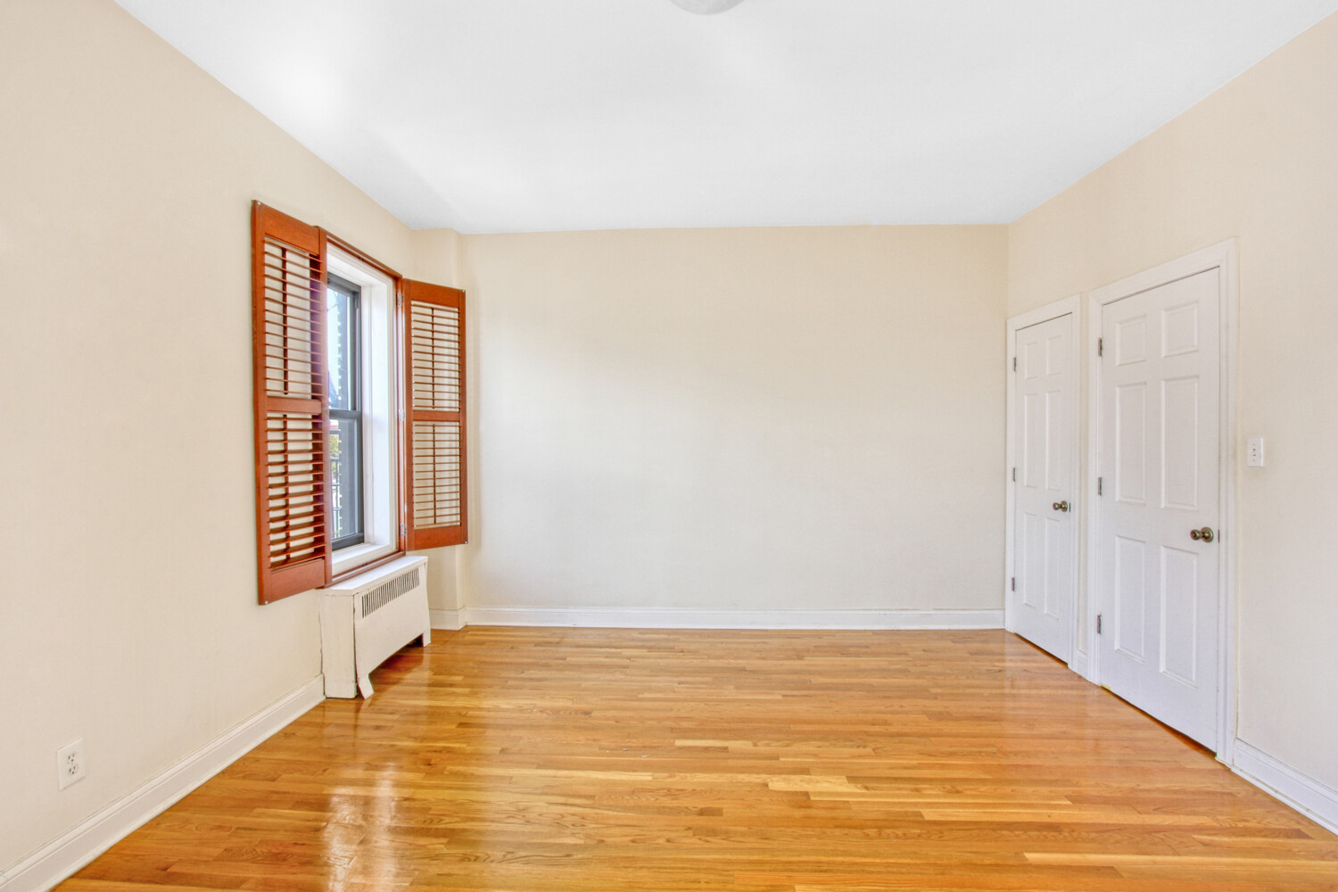 #10 photo, 9701 SHORE Road, Fort Hamilton , NY 11209