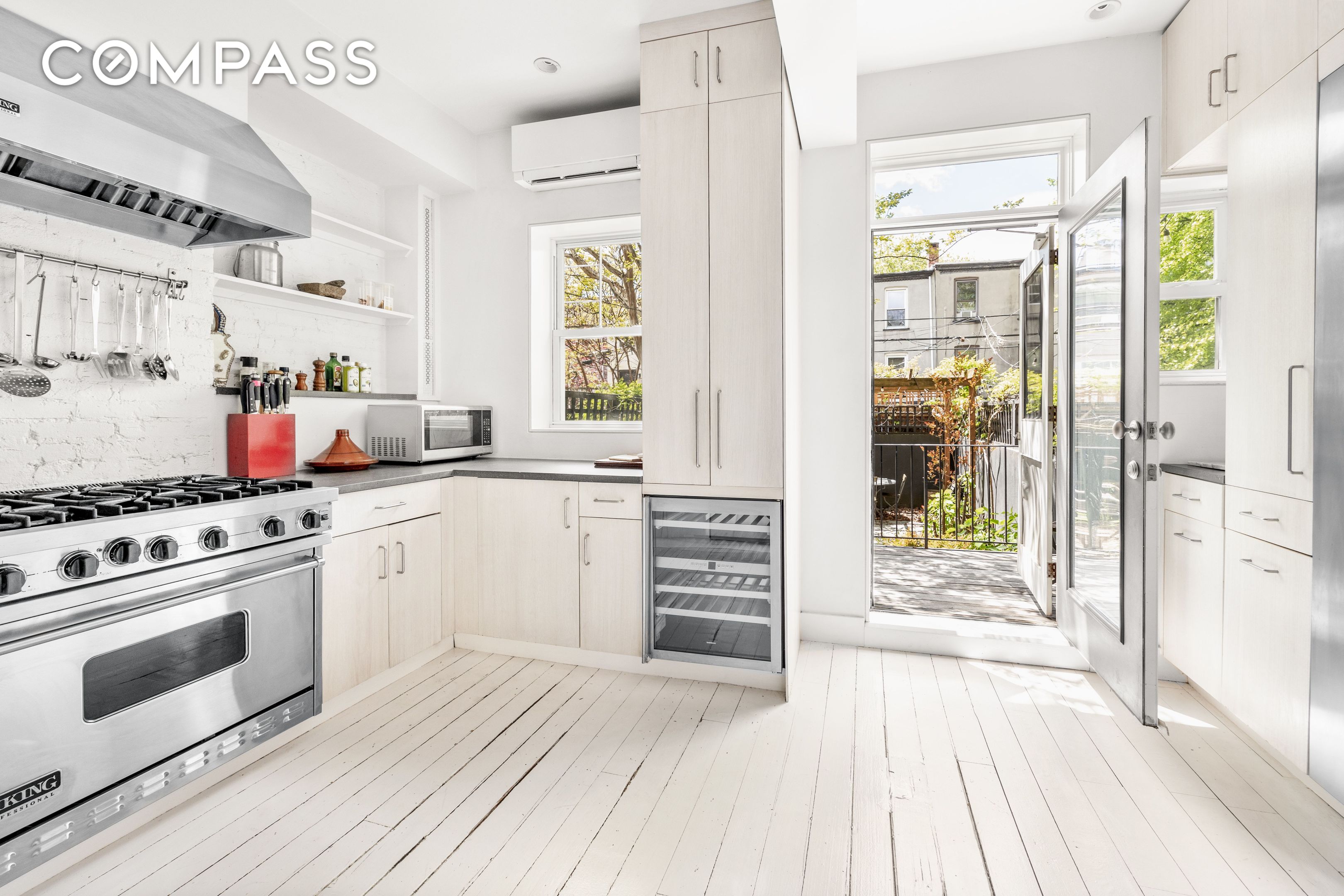 #8 photo, 26 A 1st Street, ブルックリン区 Carroll Gardens , NY 11231