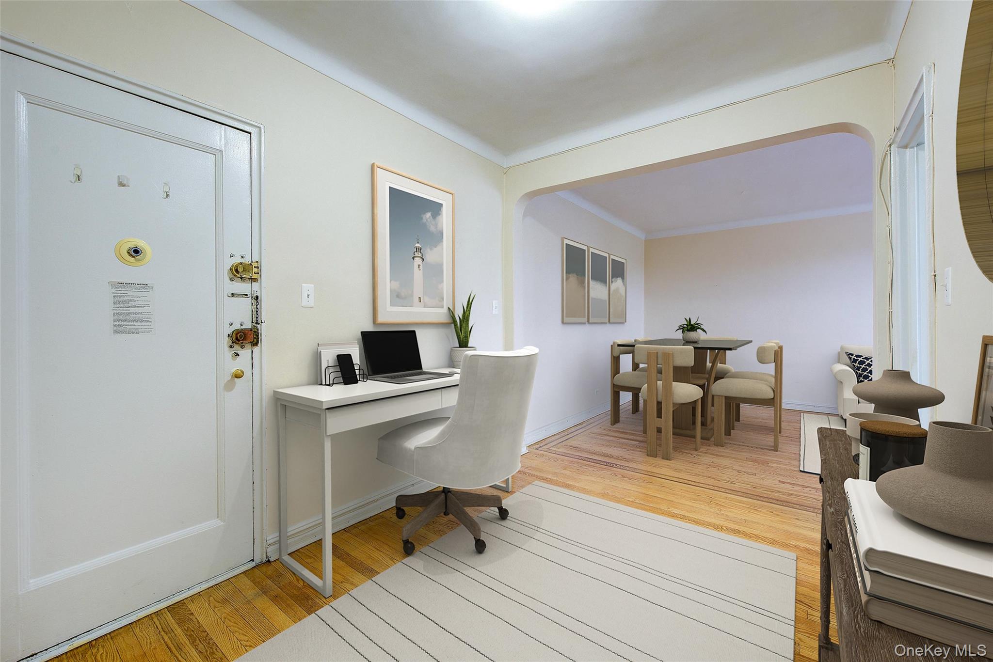 #13 photo, 76-35 113th Street, クイーンズ区 Forest Hills , NY 11375