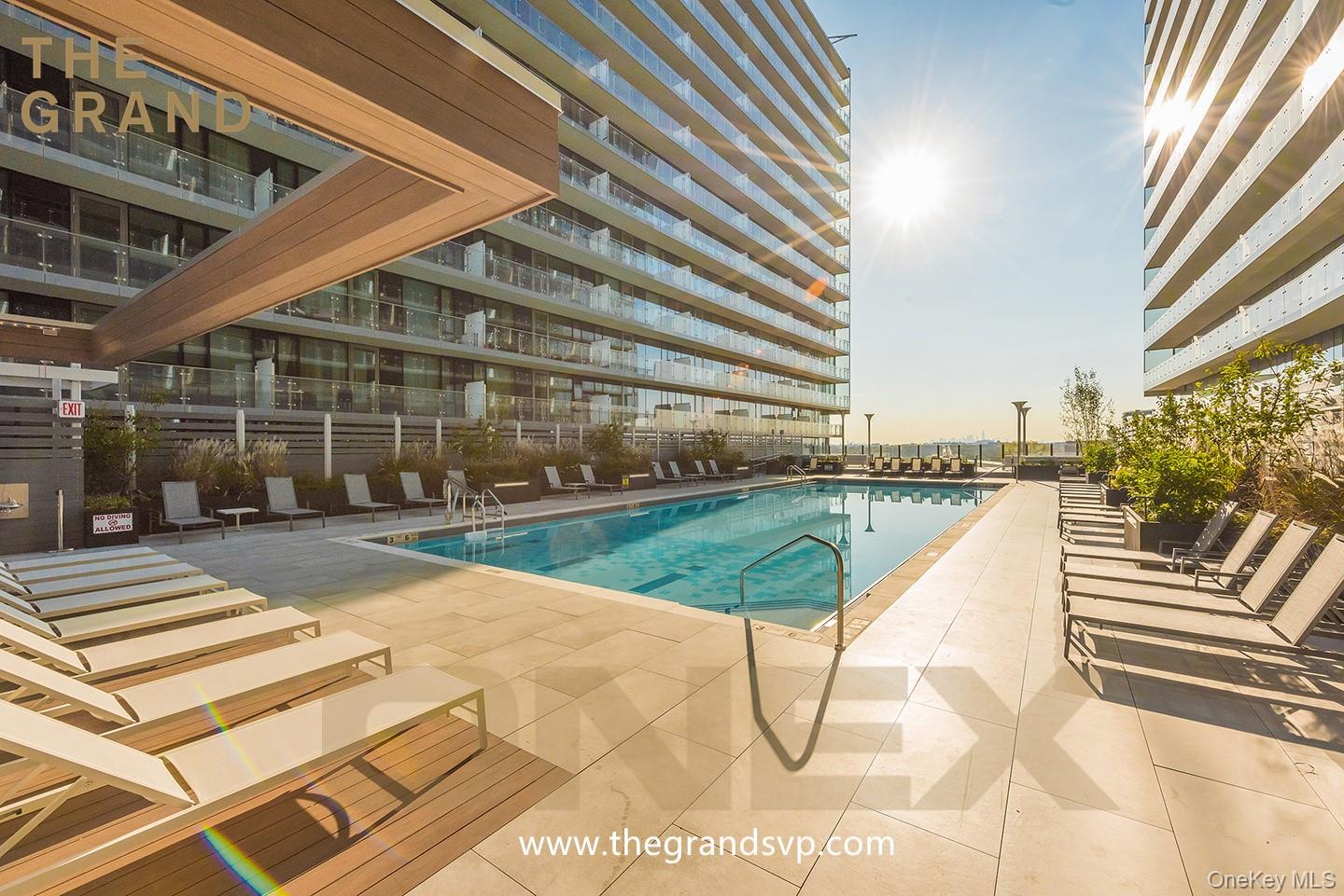 #8 photo, 13101 40th Road, クイーンズ区 Flushing , NY 11354