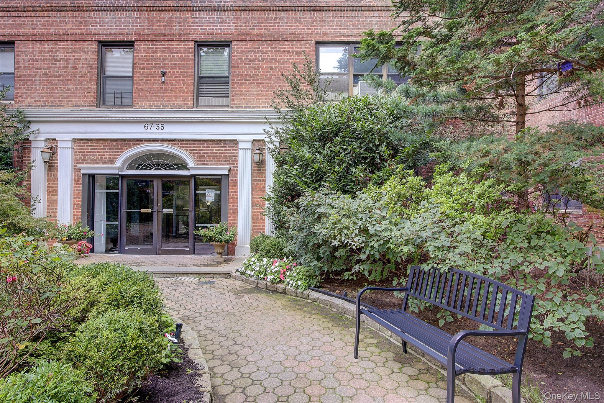 #20 photo, 67-35 Yellowstone Boulevard, クイーンズ区 Forest Hills , NY 11375