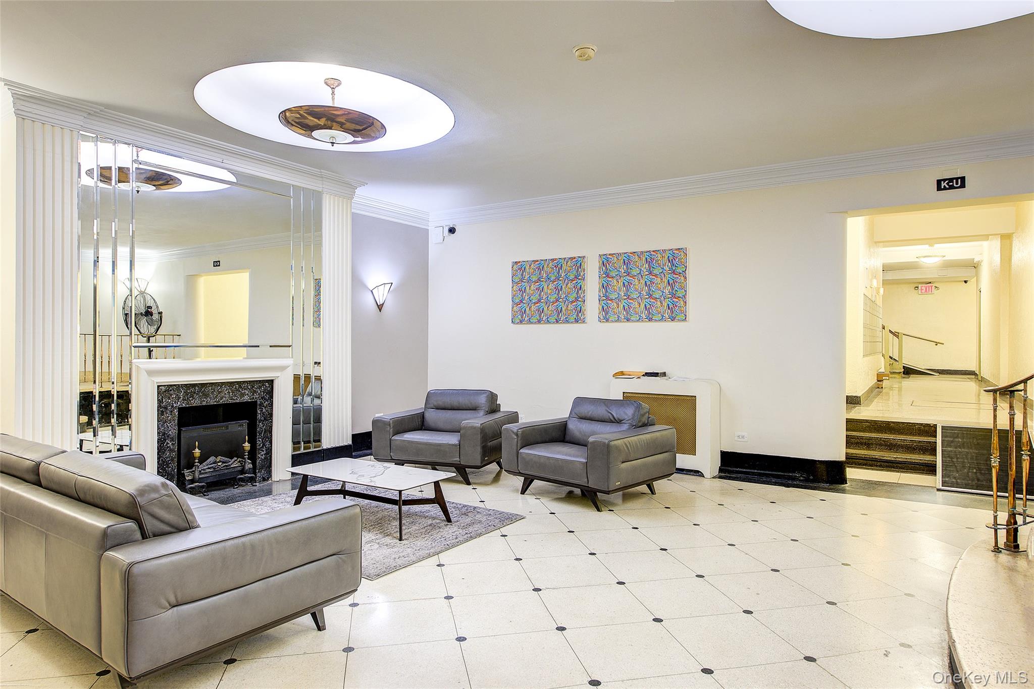 #3 photo, 67-35 Yellowstone Boulevard, クイーンズ区 Forest Hills , NY 11375