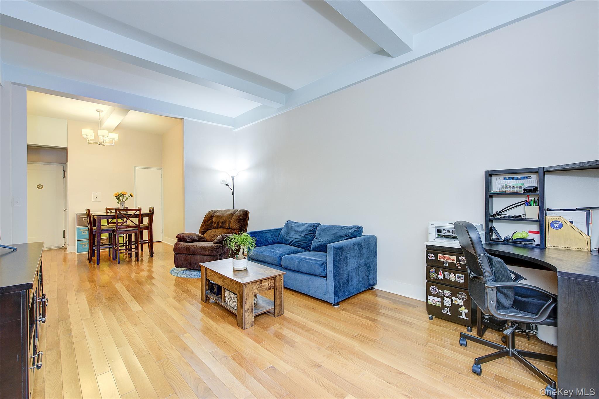 #9 photo, 67-35 Yellowstone Boulevard, クイーンズ区 Forest Hills , NY 11375