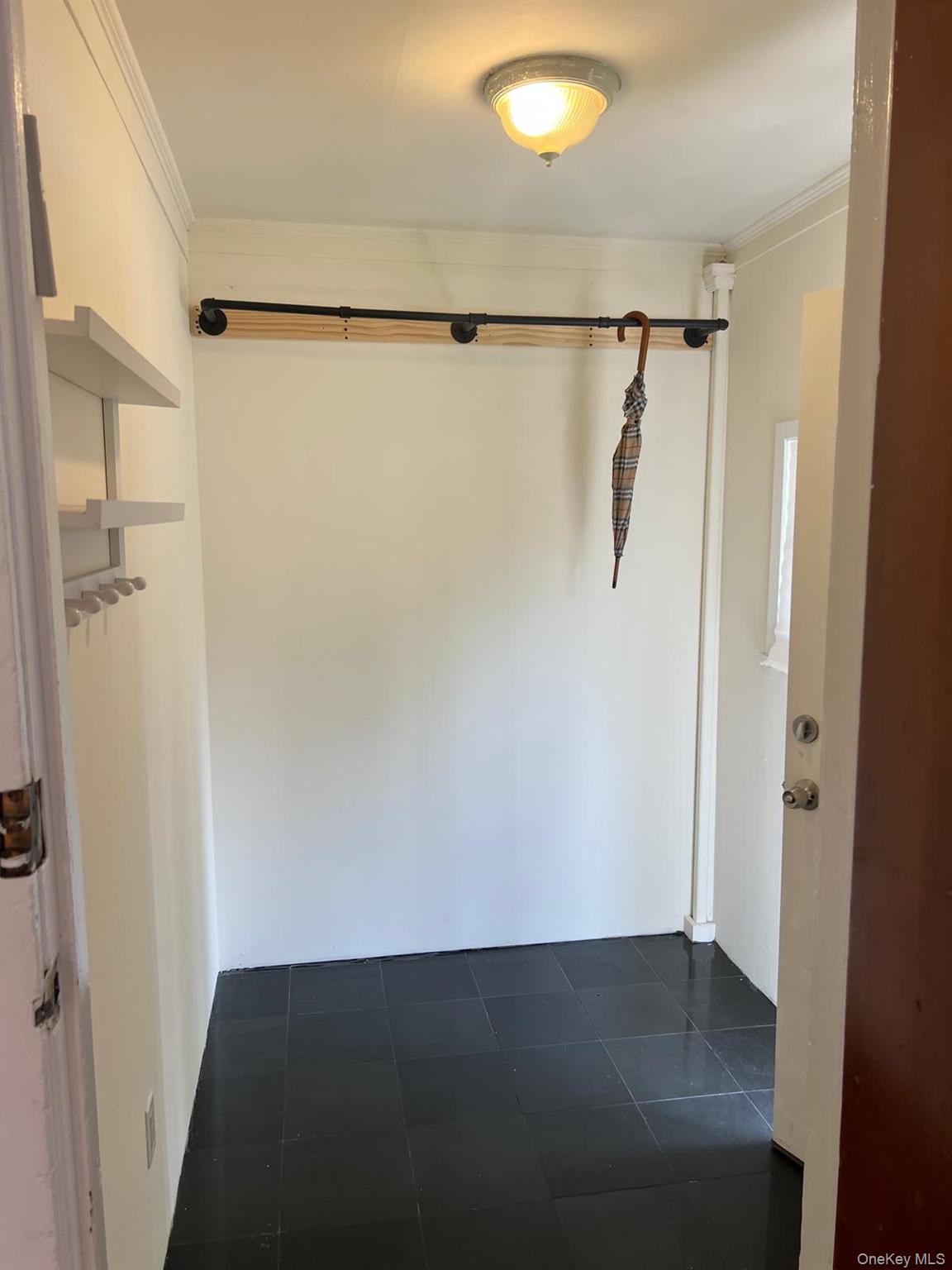 #3 photo, 1148 West Broadway, ナッソー郡 Hewlett , NY 11557