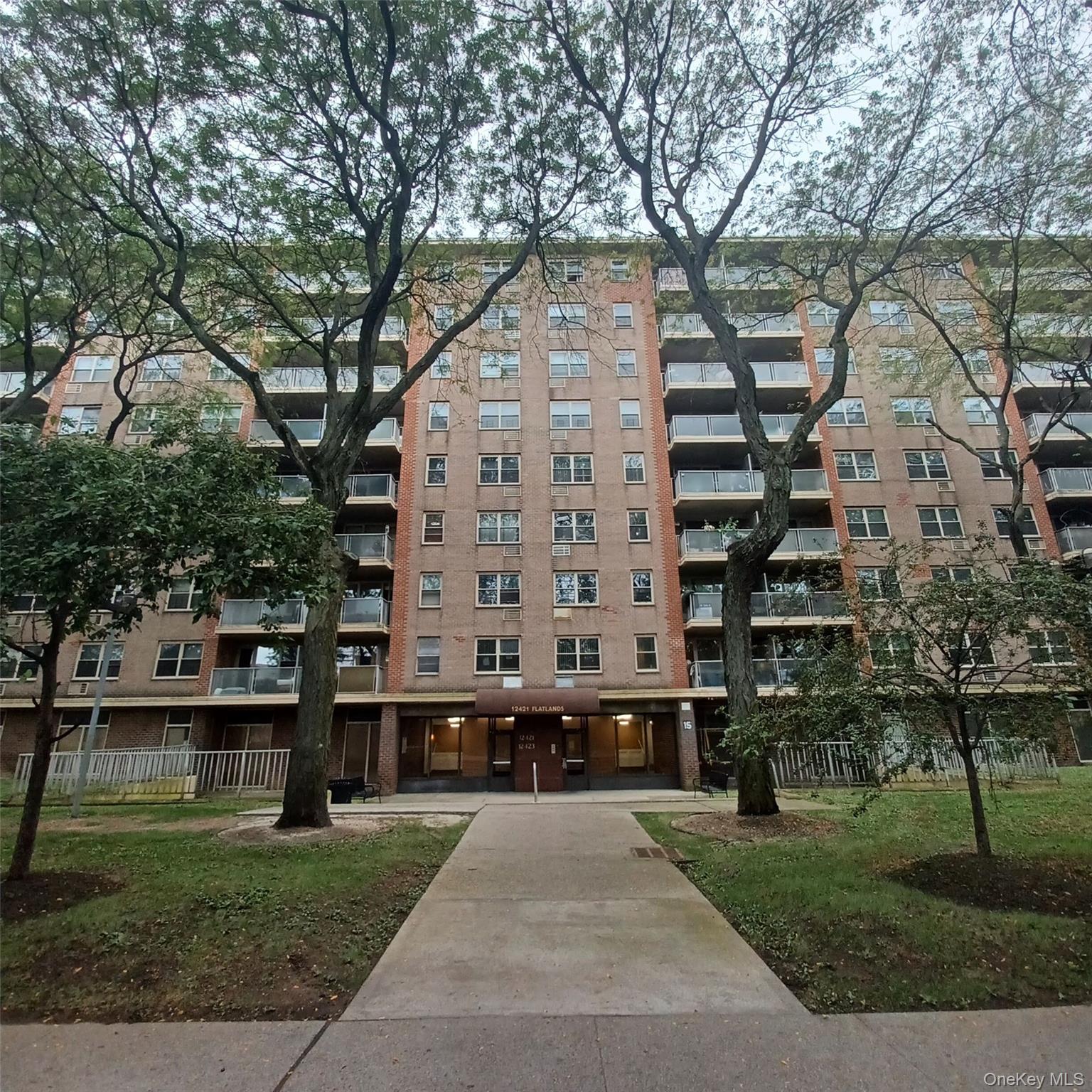 #1 photo, 12421 Flatlands Avenue, ब्रुकलीन Brooklyn , NY 11208