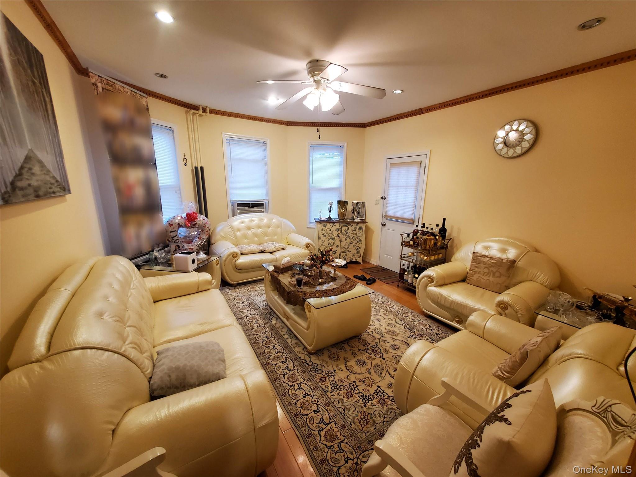 #10 photo, 83 Kraemer Street, Hicksville , NY 11801