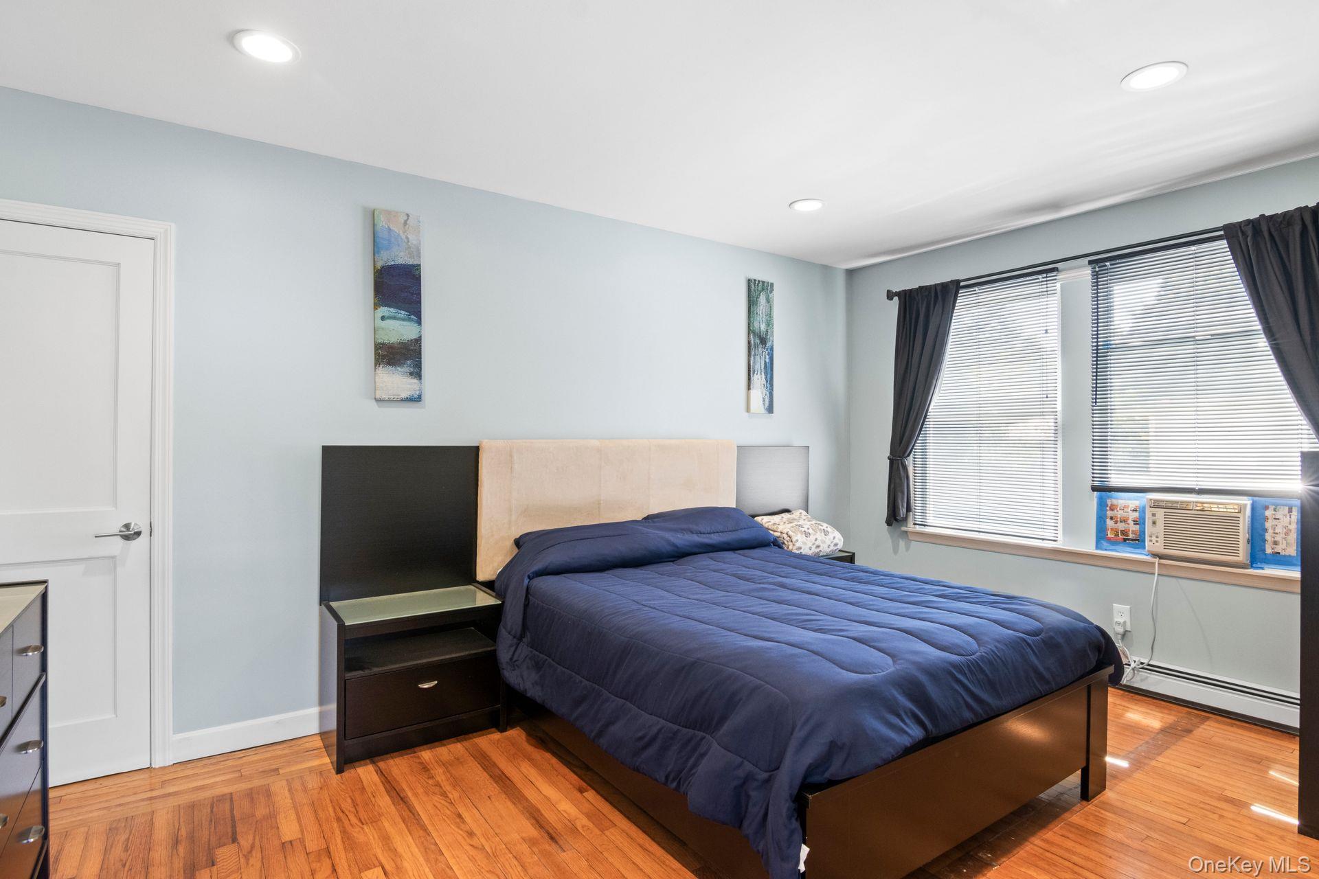 #16 photo, 1333 Richland Boulevard, Bay Shore , NY 11706