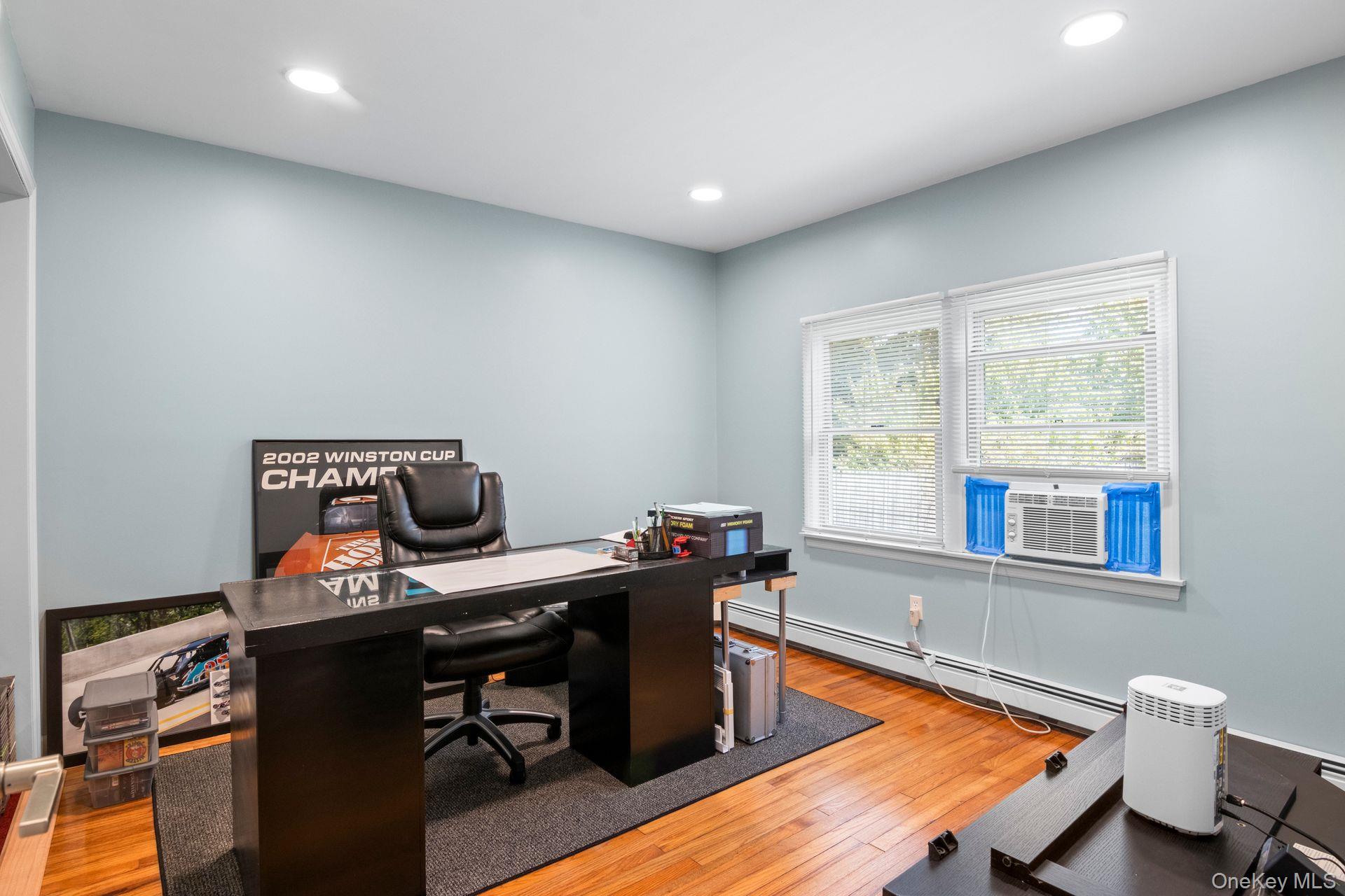 #18 photo, 1333 Richland Boulevard, Bay Shore , NY 11706