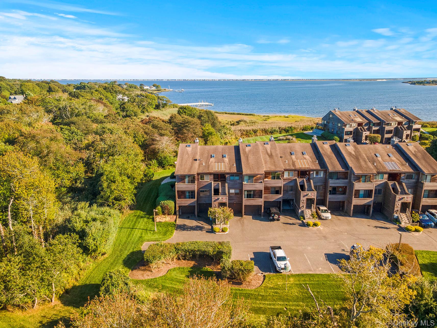 #3 photo, 59 Watchogue Avenue Watchogue Avenue, サフォーク郡 East Moriches , NY 11940