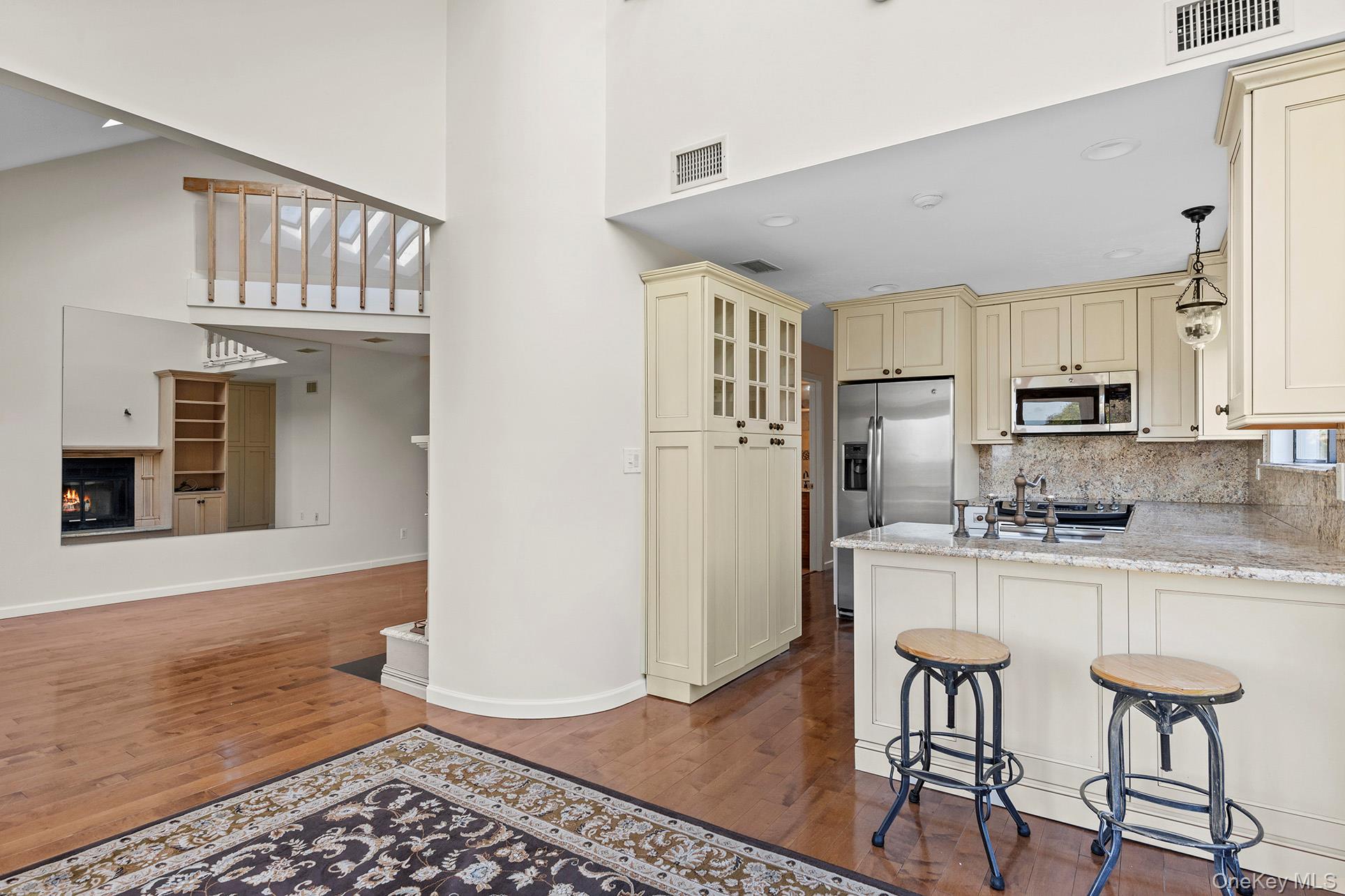 #8 photo, 59 Watchogue Avenue Watchogue Avenue, サフォーク郡 East Moriches , NY 11940