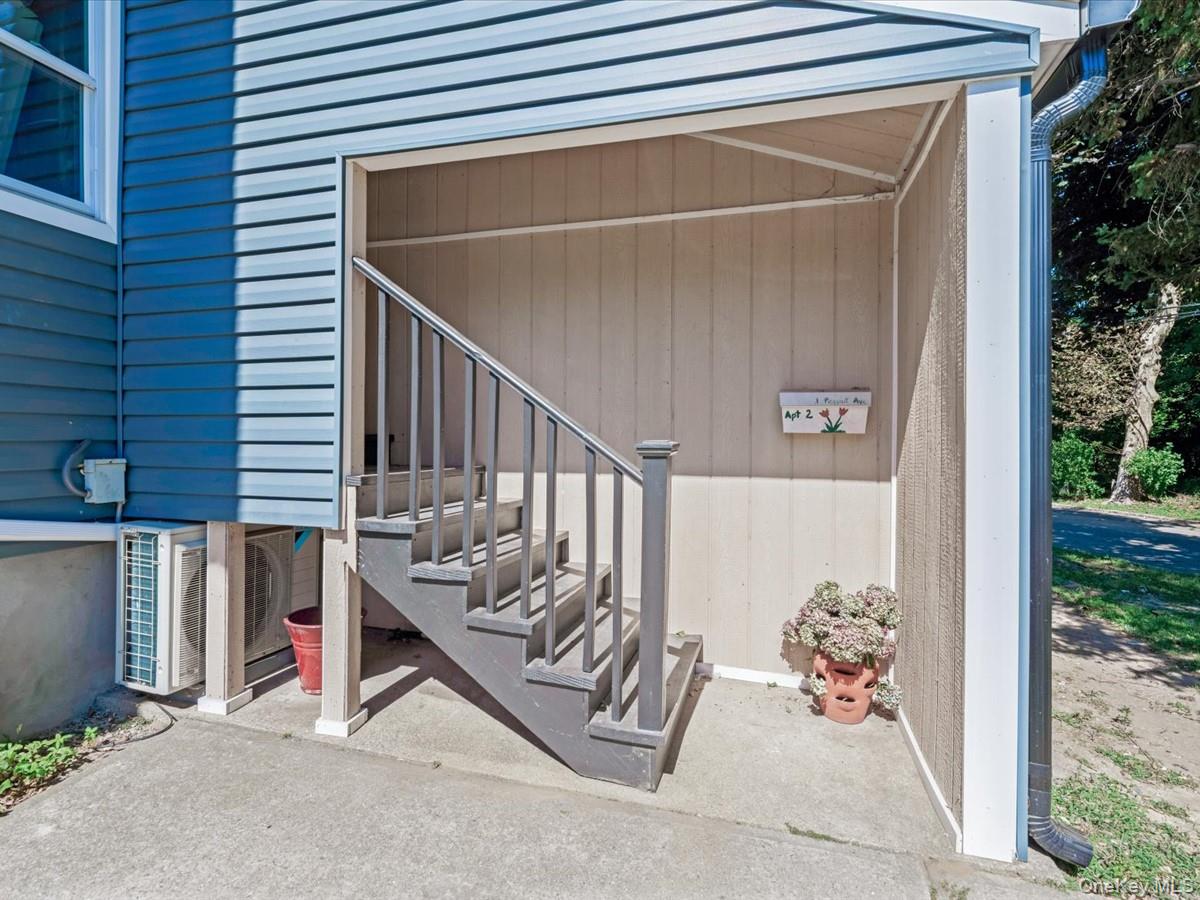 #3 photo, 1 Pequot Avenue, Port Washington , NY 11050