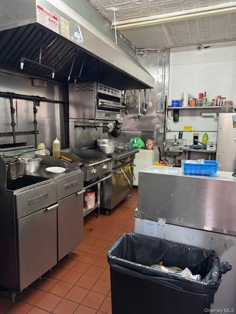 #10 photo, 95-15 Northern Boulevard, Jackson Heights , NY 11372