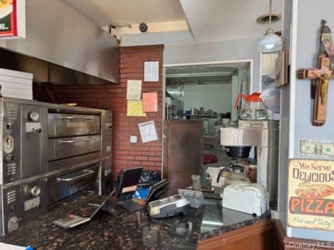 #7 photo, 95-15 Northern Boulevard, Jackson Heights , NY 11372