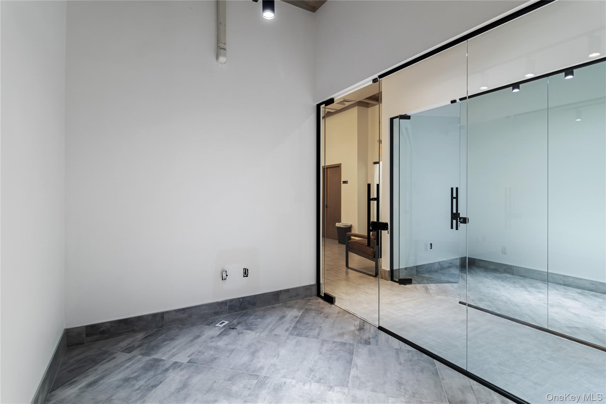 #16 photo, 1508 Stillwell Avenue, Bronx , NY 10461