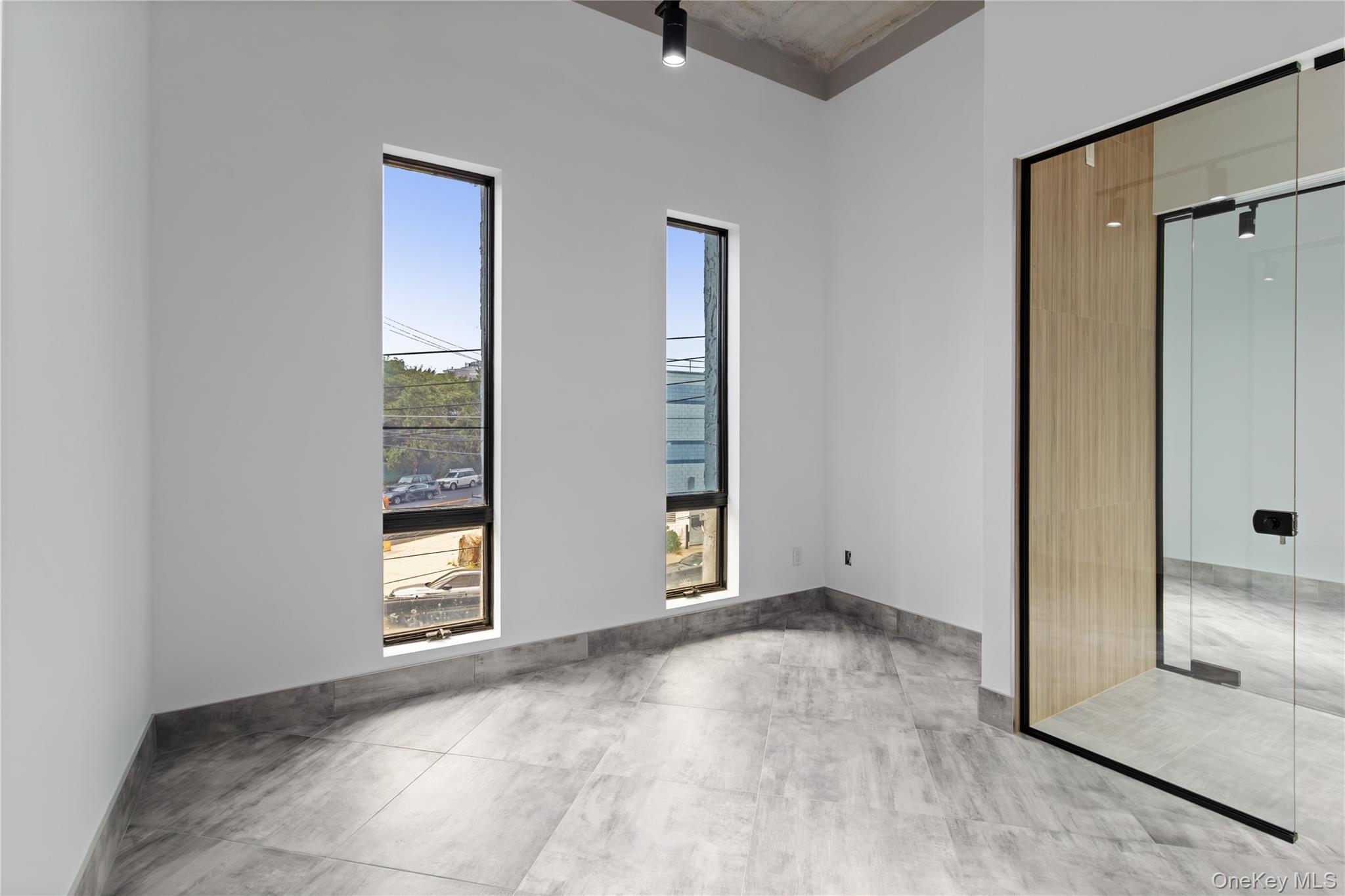 #19 photo, 1508 Stillwell Avenue, Bronx , NY 10461