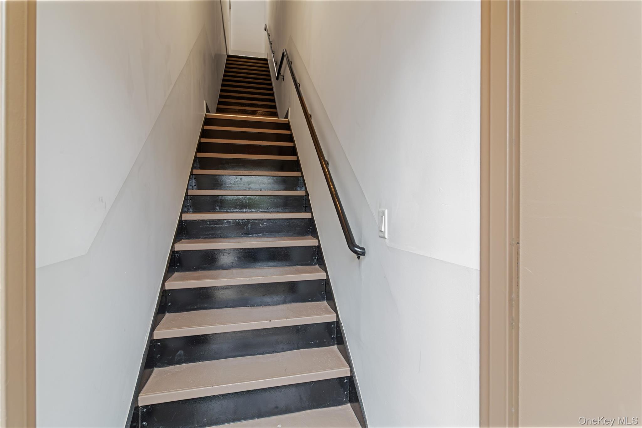 #6 photo, 1508 Stillwell Avenue, Bronx , NY 10461