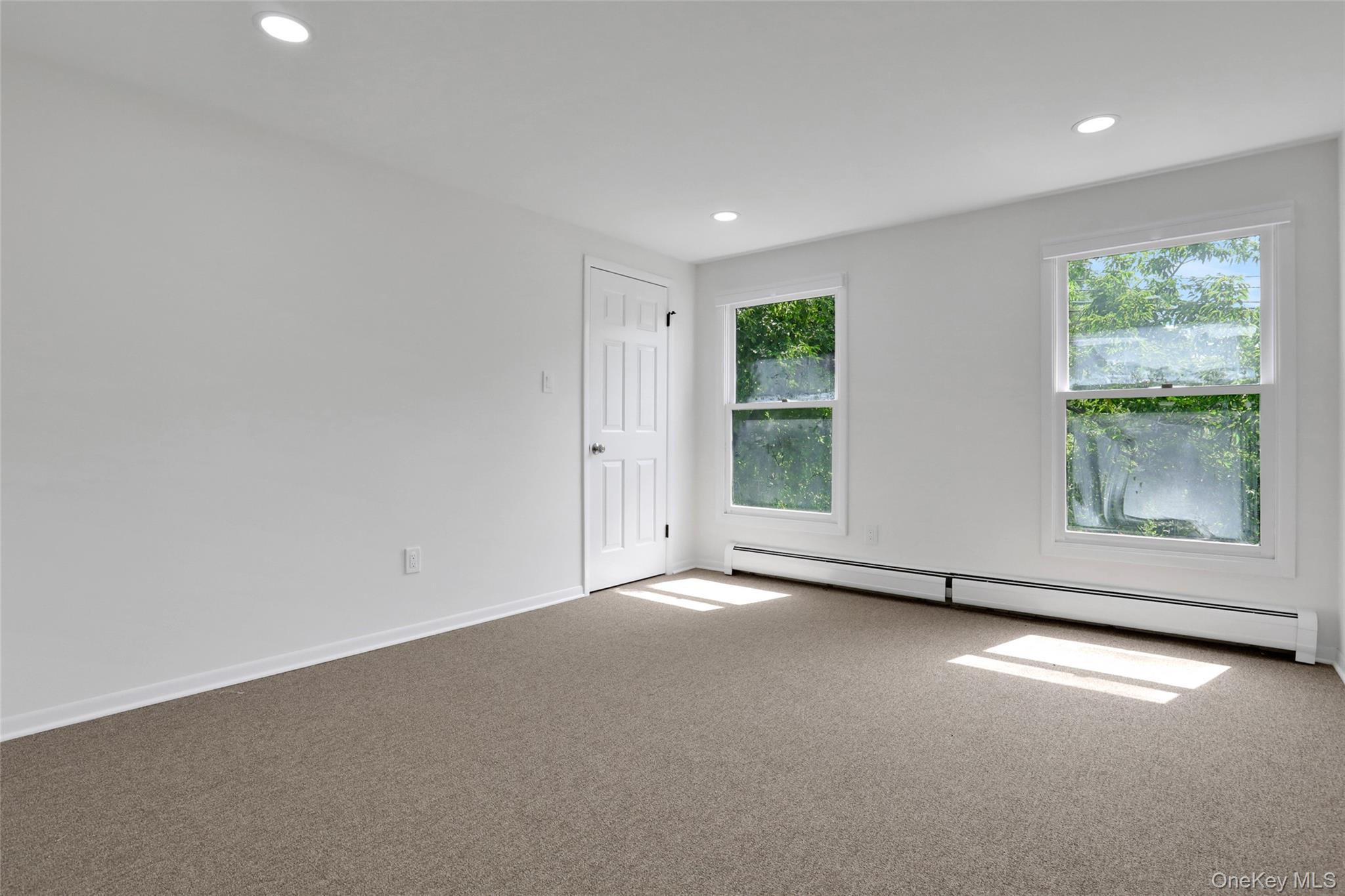 #13 photo, 4179 Route 9W, Saugerties , NY 12477