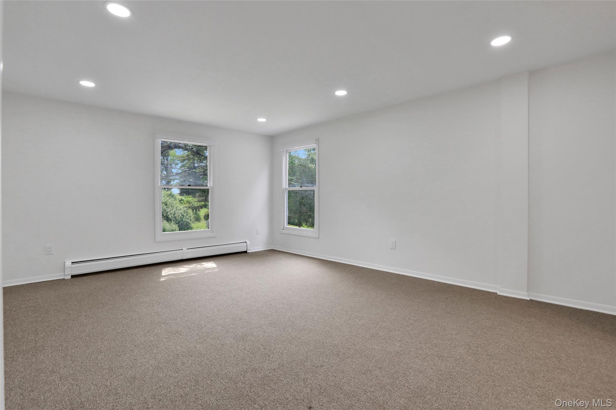 #16 photo, 4179 Route 9W, Saugerties , NY 12477