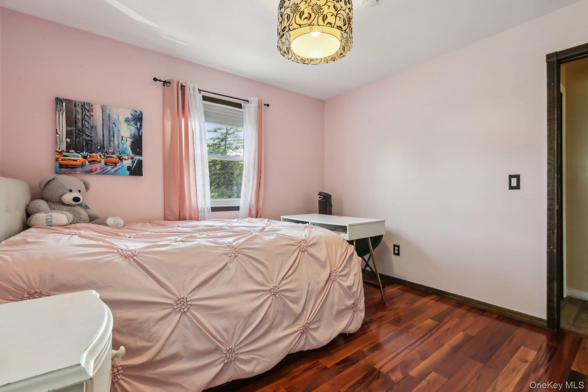 #11 photo, 76 Creamery Drive, New Windsor , NY 12553