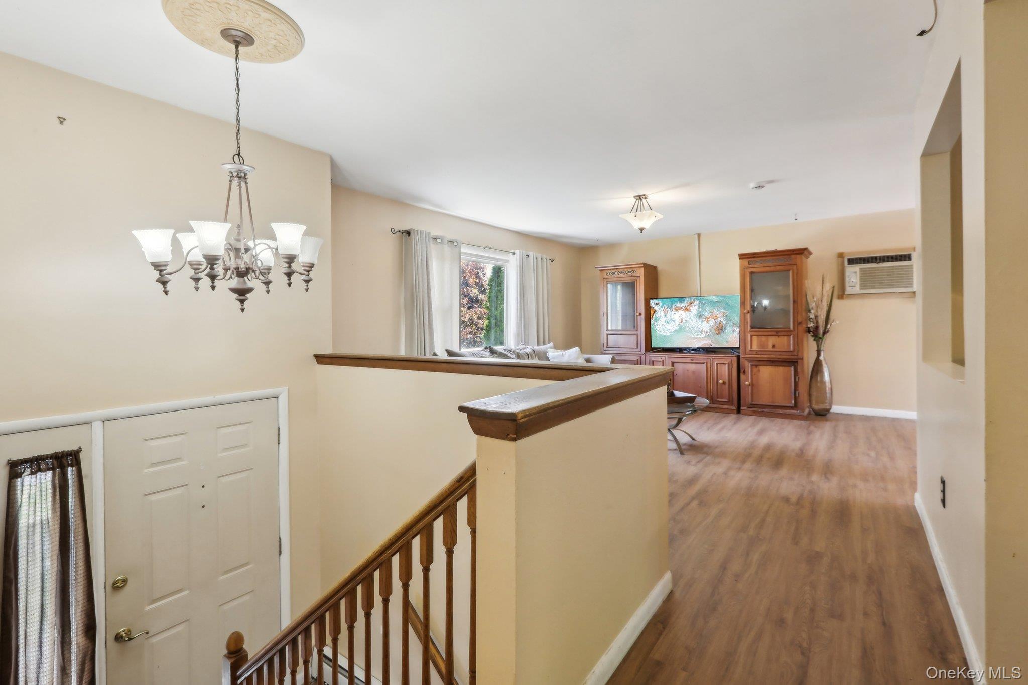 #14 photo, 76 Creamery Drive, New Windsor , NY 12553