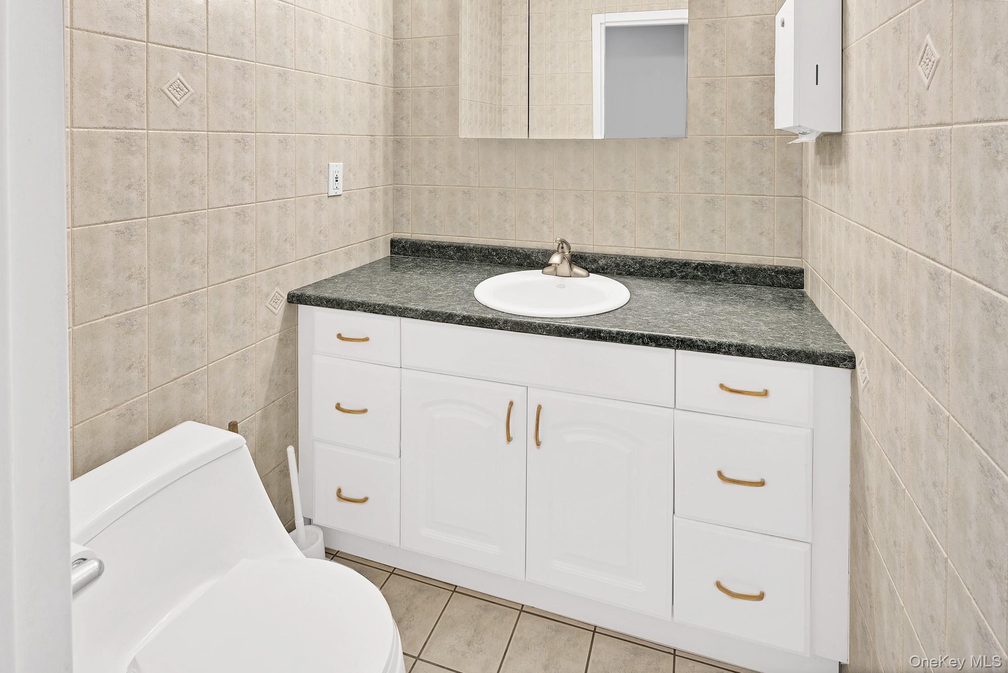 #12 photo, 1 Executive Boulevard, Suffern , NY 10901