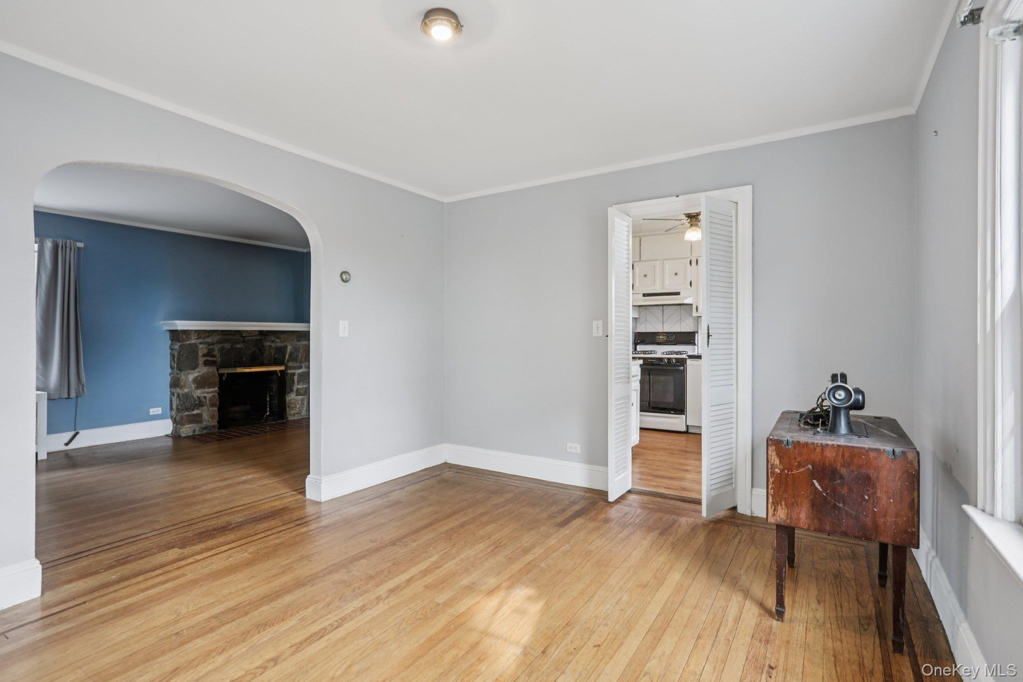 #10 photo, 50 Emmett Place, Yonkers , NY 10703