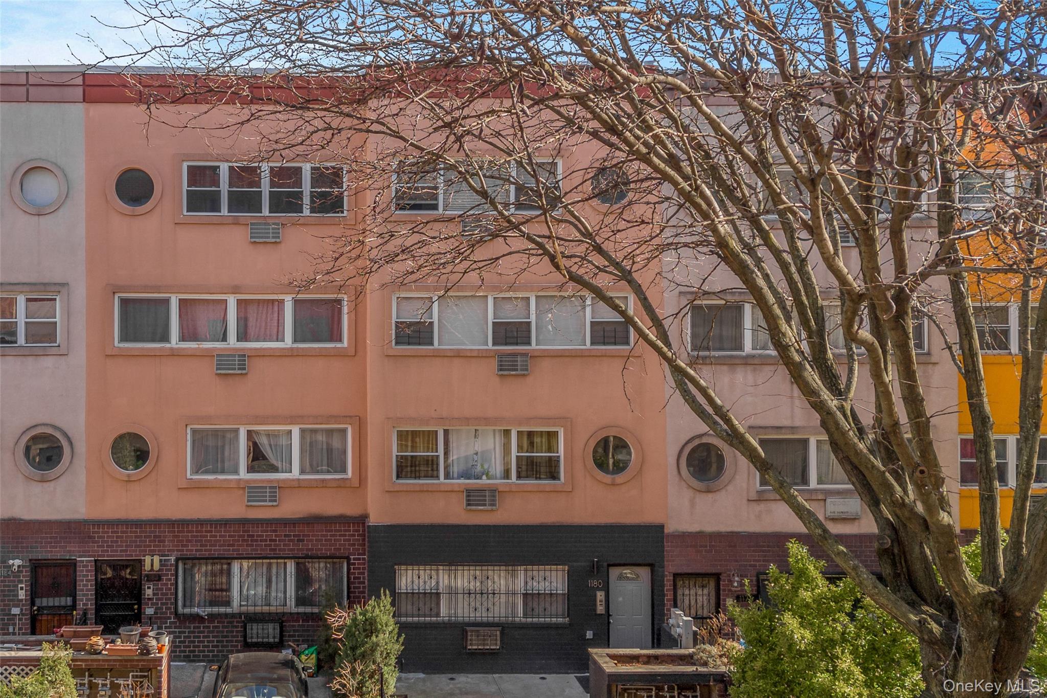 #19 photo, 1180 Sherman Avenue, Bronx , NY 10456